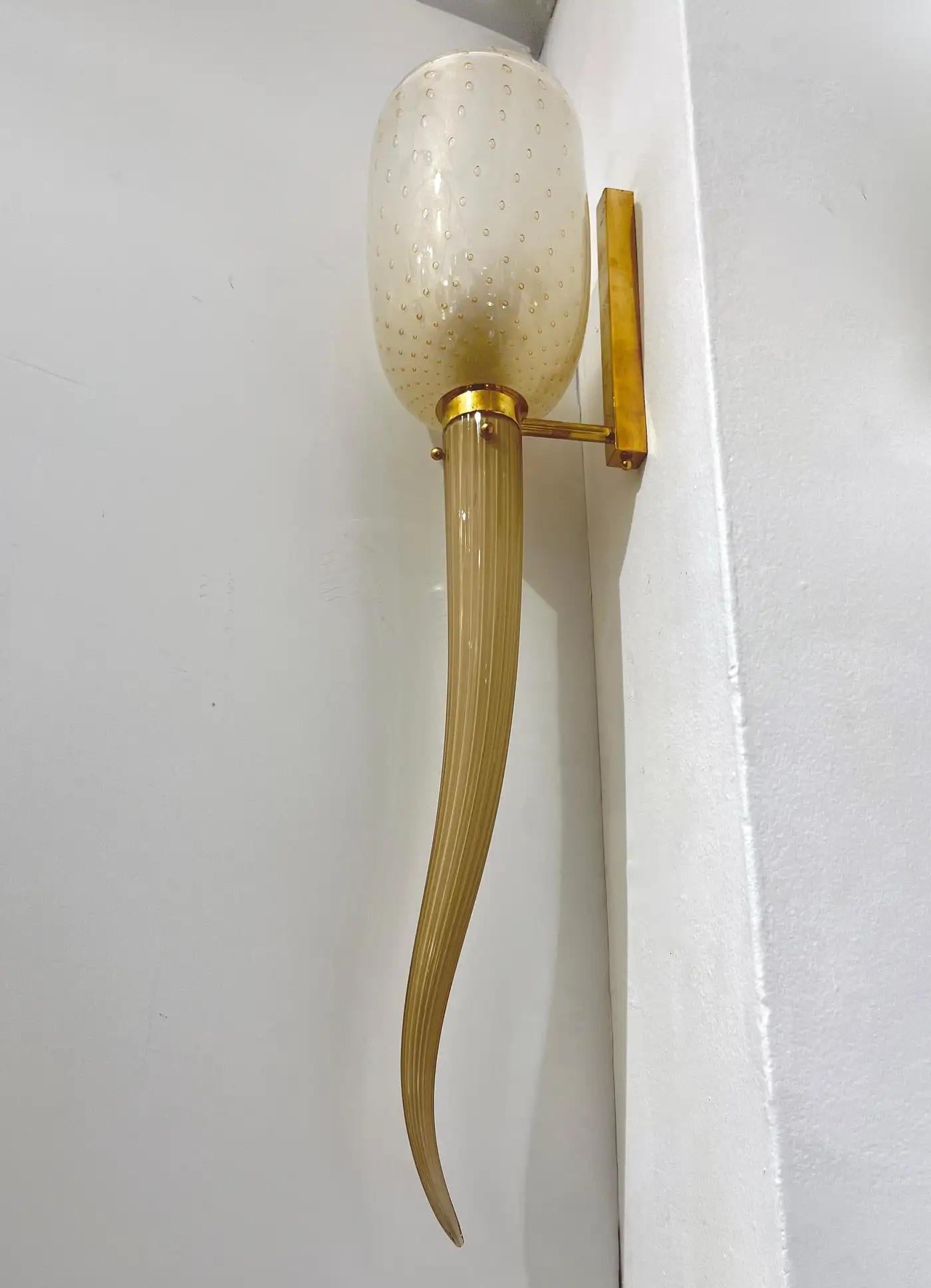 Luci da parete rotonde in vetro di Murano in stile Art Deco moderno Beige Oro Smerigliato Bianco in vendita 3