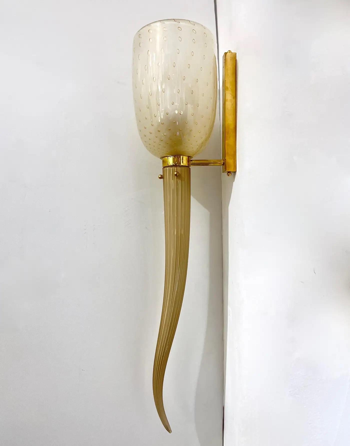 Luci da parete rotonde in vetro di Murano in stile Art Deco moderno Beige Oro Smerigliato Bianco in vendita 5