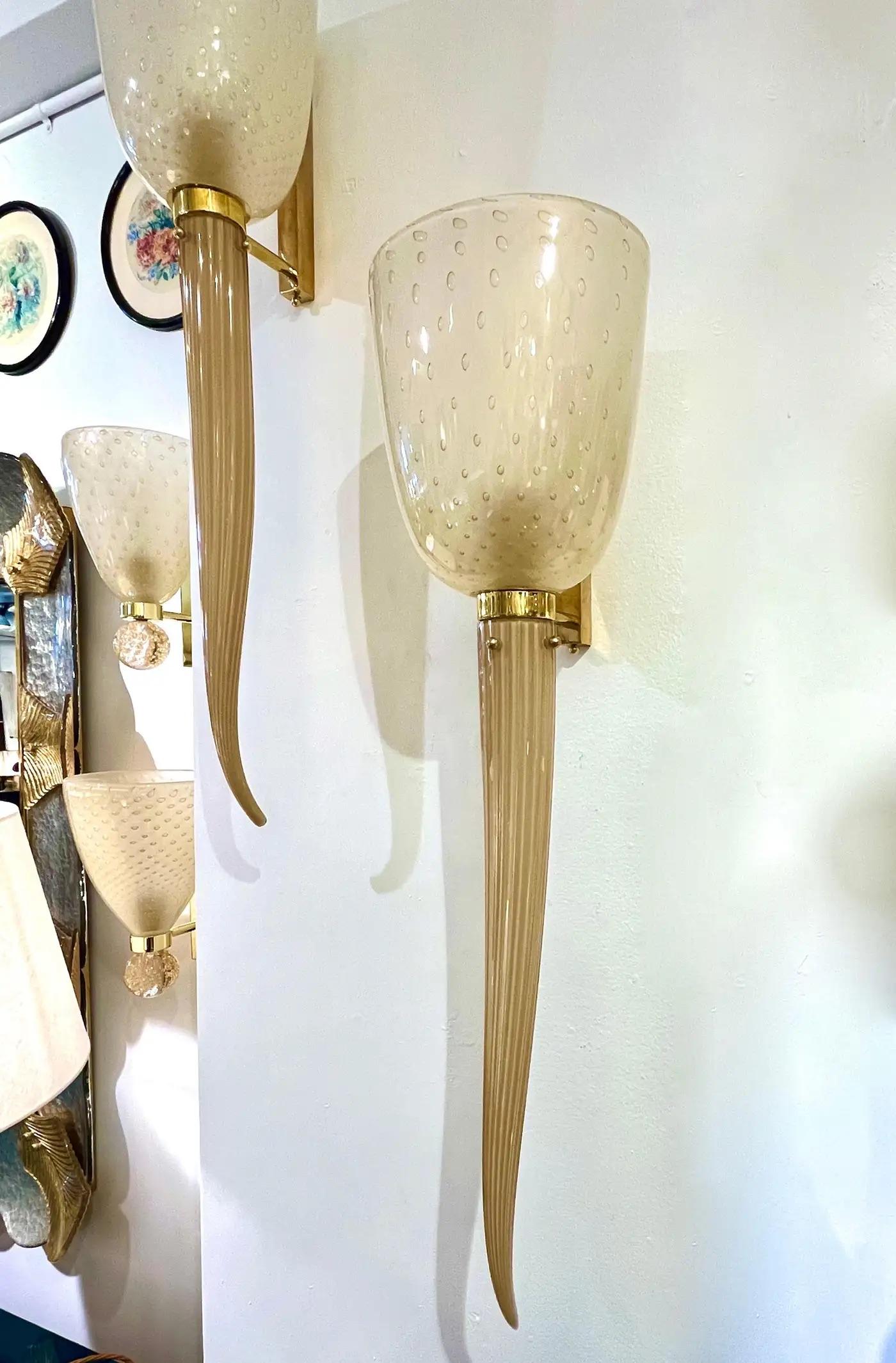 Luci da parete rotonde in vetro di Murano in stile Art Deco moderno Beige Oro Smerigliato Bianco in vendita 6