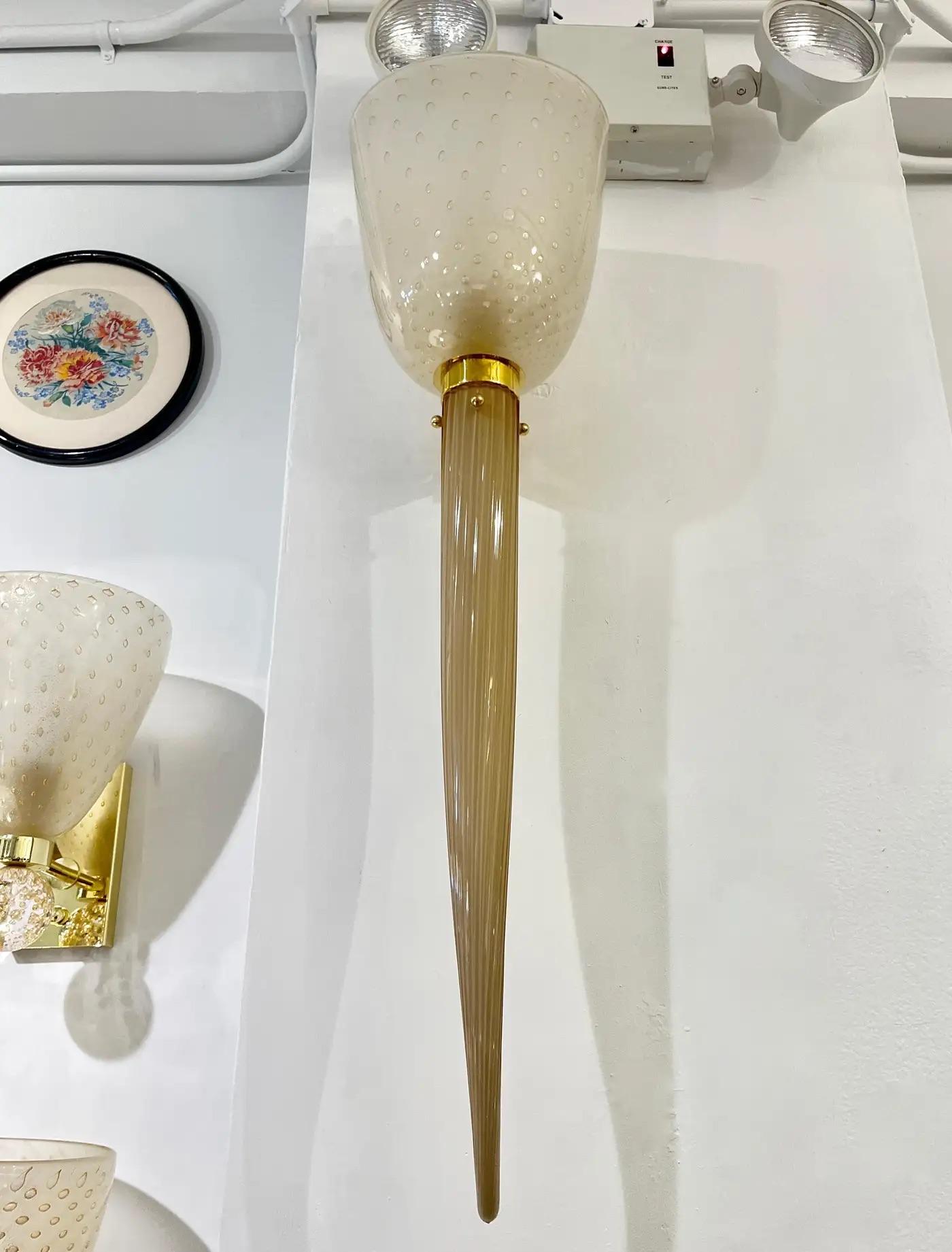 Luci da parete rotonde in vetro di Murano in stile Art Deco moderno Beige Oro Smerigliato Bianco in vendita 9