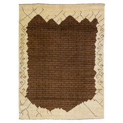 Alfombra moderna de lana de diseño marrón estilo Art Déco hecha a mano por Apadana