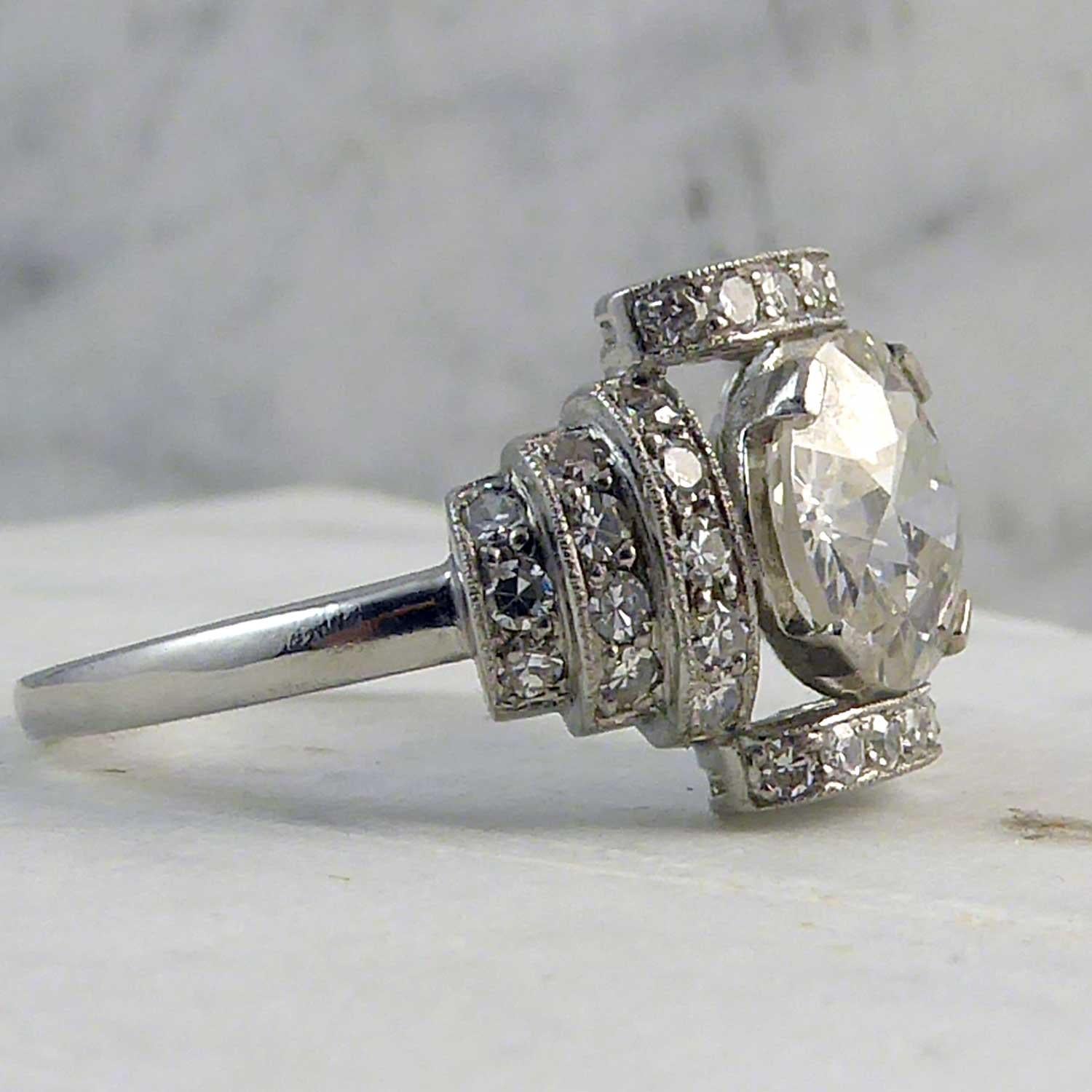 Modern Art Deco Style Diamond Ring 1.97 Carat Old European Cut Diamond, Platinum In Excellent Condition In Yorkshire, West Yorkshire