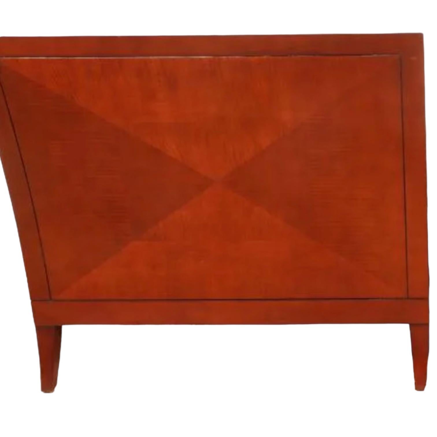 Moderne Mahagoni-Settees im Art-déco-Stil  / Großer Stuhl von Baker Furniture - Paar im Zustand „Gut“ im Angebot in Kennesaw, GA