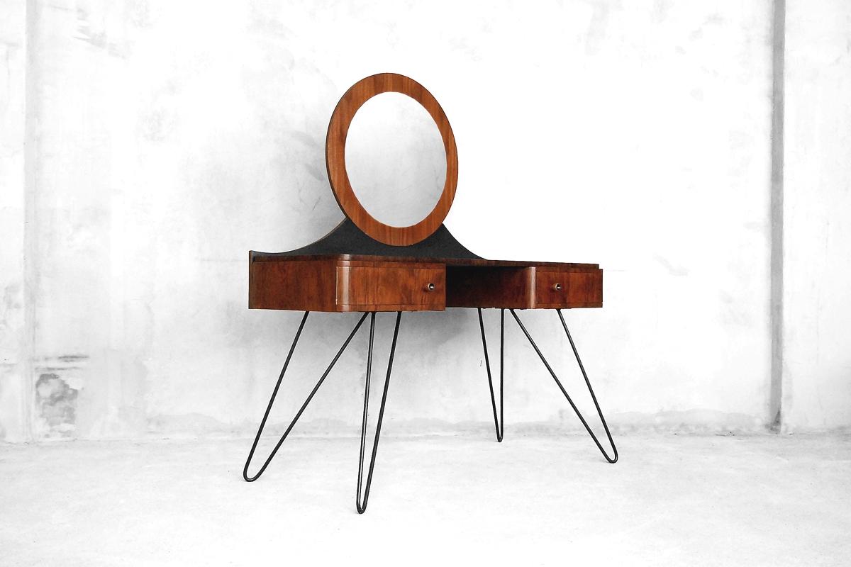 Modern Art Deco Walnut Dressing Table with Round Mirror, 1950s For Sale 1