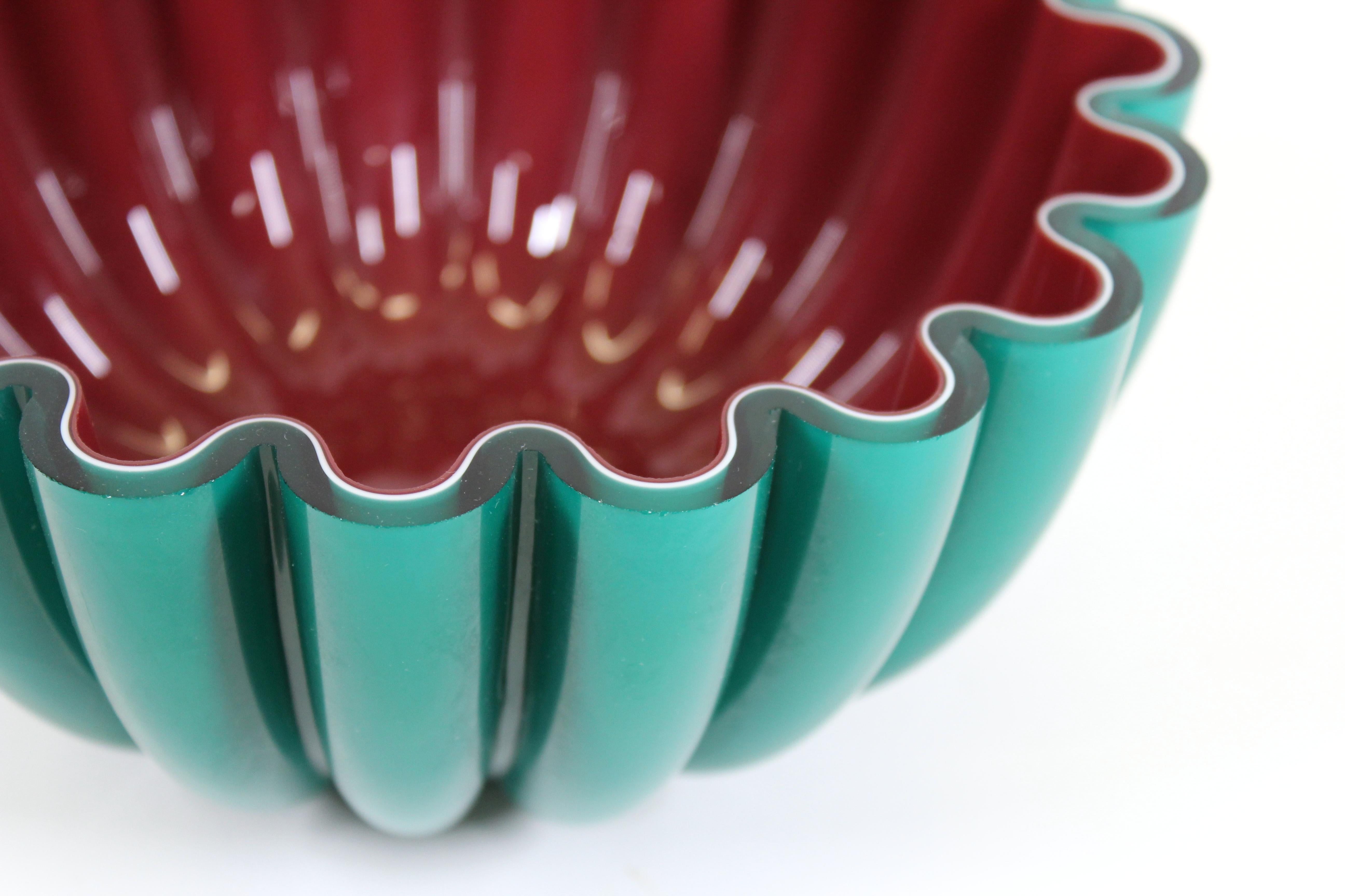 20th Century Modern Art Glass Bowl in Cased Glass