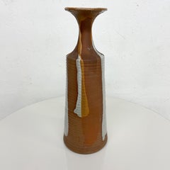 Jarrón de cerámica Studio Pottery de los años 70 Estilo David Cressey