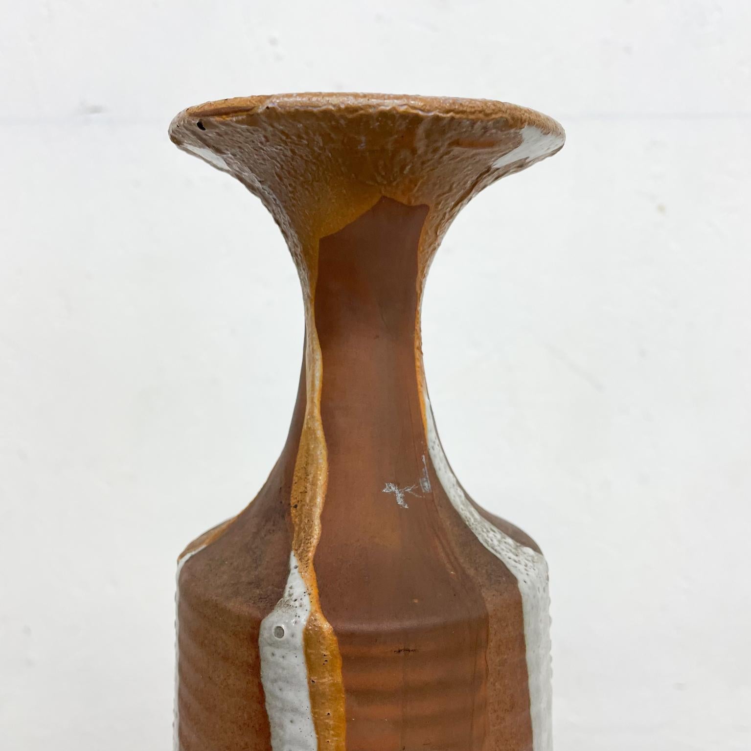 Mid-Century Modern Modern Art Sculptural Studio Pottery Vase Warm Colors David Cressey Style 1970s For Sale