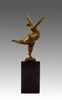 Modern Art Statue – Balancing Nude Dancer