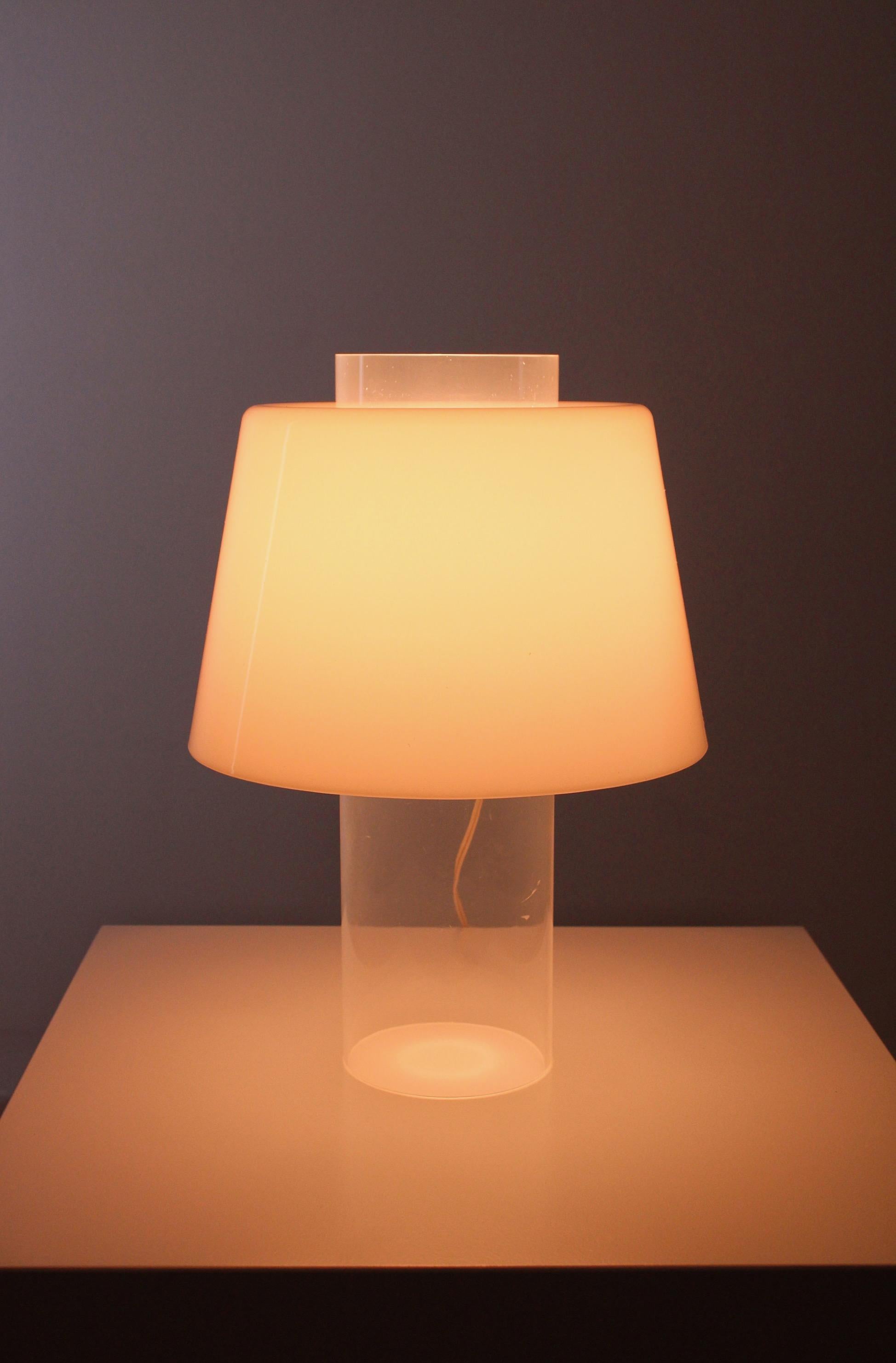 Modern Art table lamp by Yki Nummi for Stockmann-Orno, 1955 In Good Condition For Sale In UTRECHT, NL