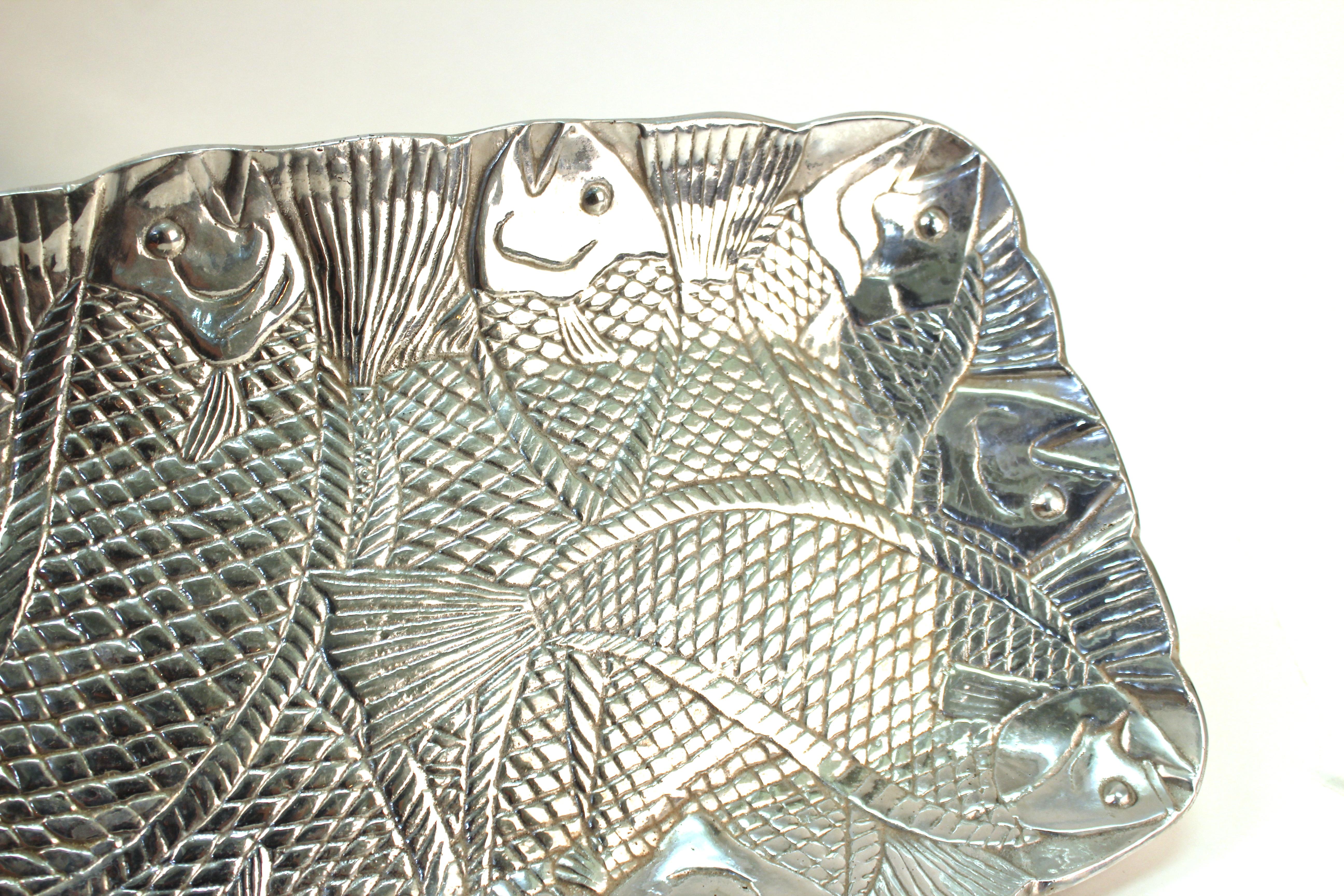 Modern Arthur Court Style Aluminum Serving Tray with Fish Theme 2
