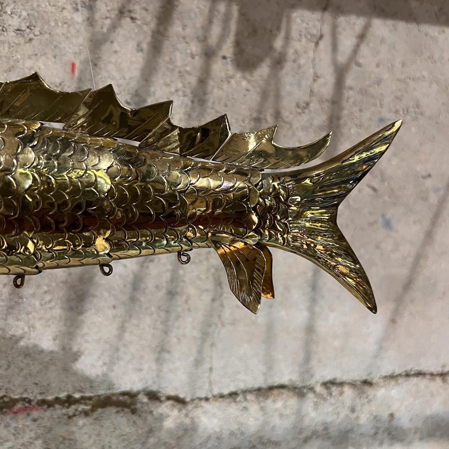 Modern Articulated Brass Fish Wall Sculpture Set of Two For Sale 2