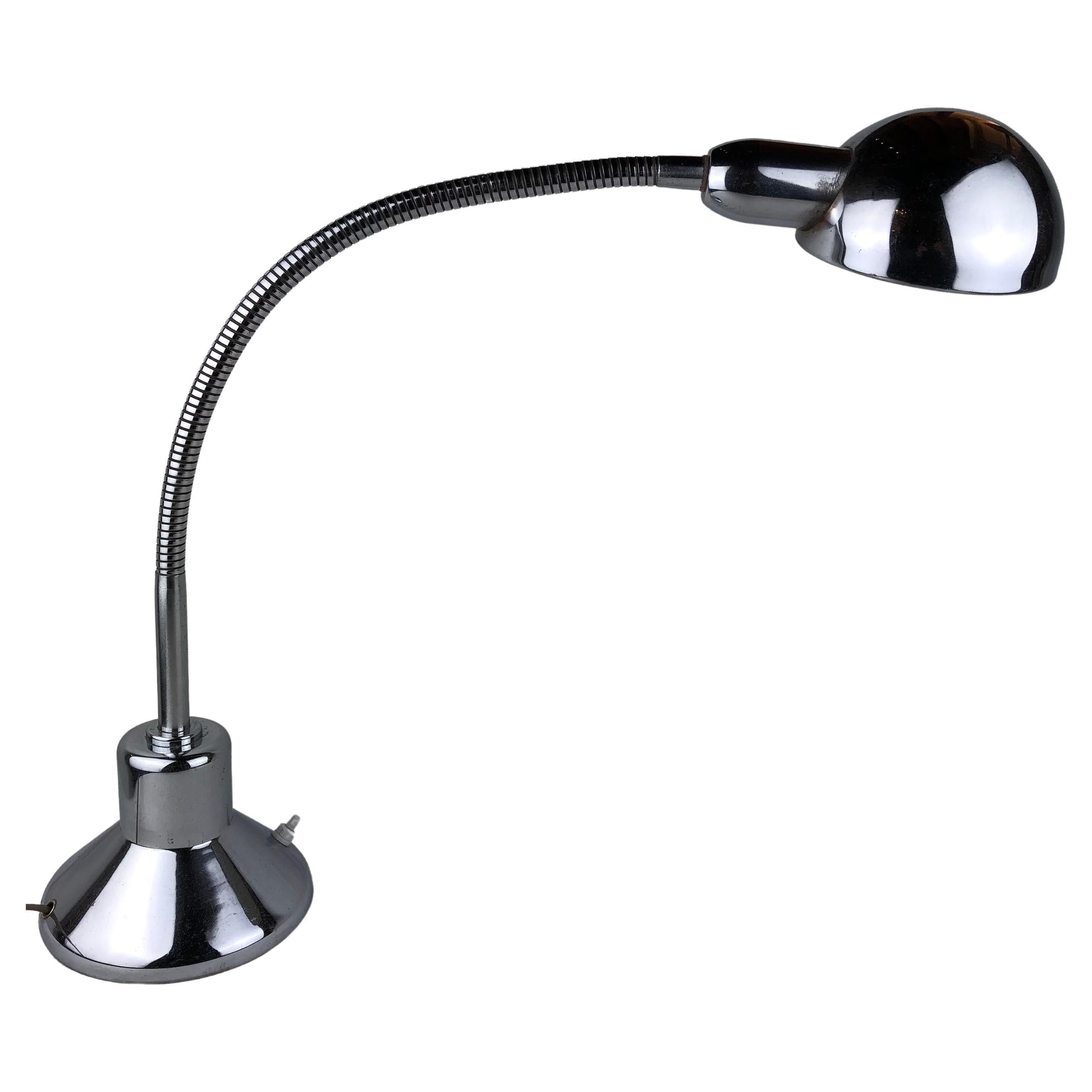 Modern Articulating Table Lamp in the Manner of Robert Sonneman For Sale