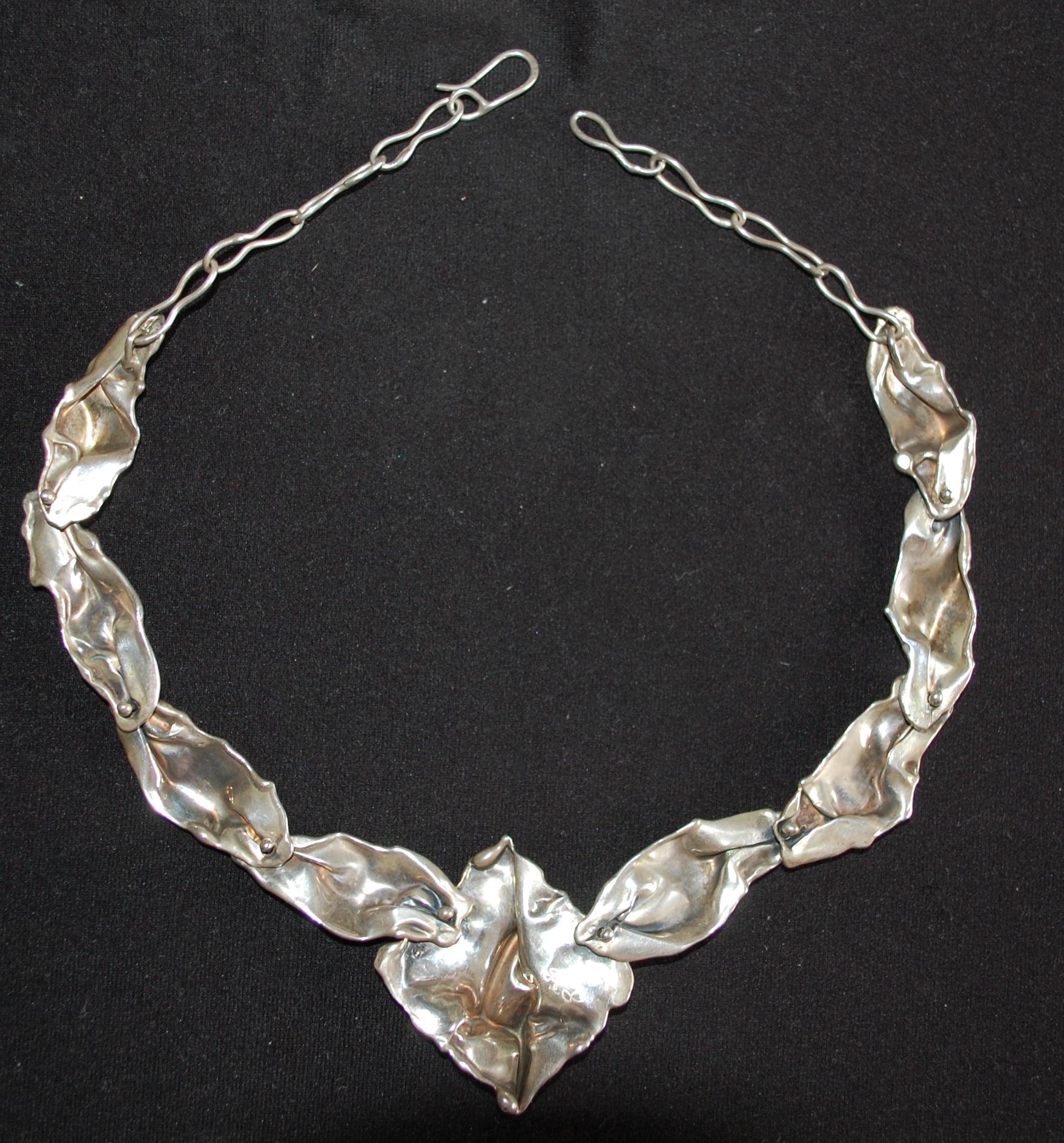 Modern Artisan Sterling Necklace In Excellent Condition For Sale In Lake Worth, FL