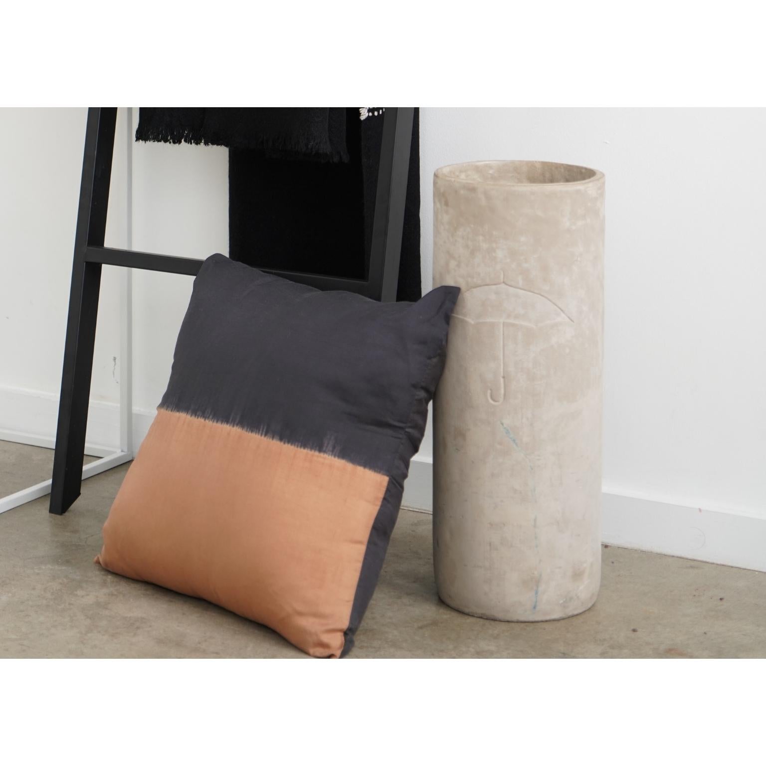 Kala Black & Gold Color Block Mulberry Silk Pillow For Sale 2
