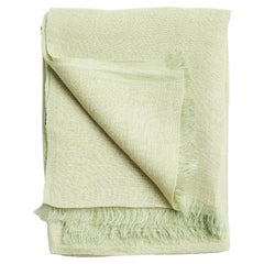 Soja  Écharpe en lin tissée à la main par des artisans dans de douces teintes vert citron pastel