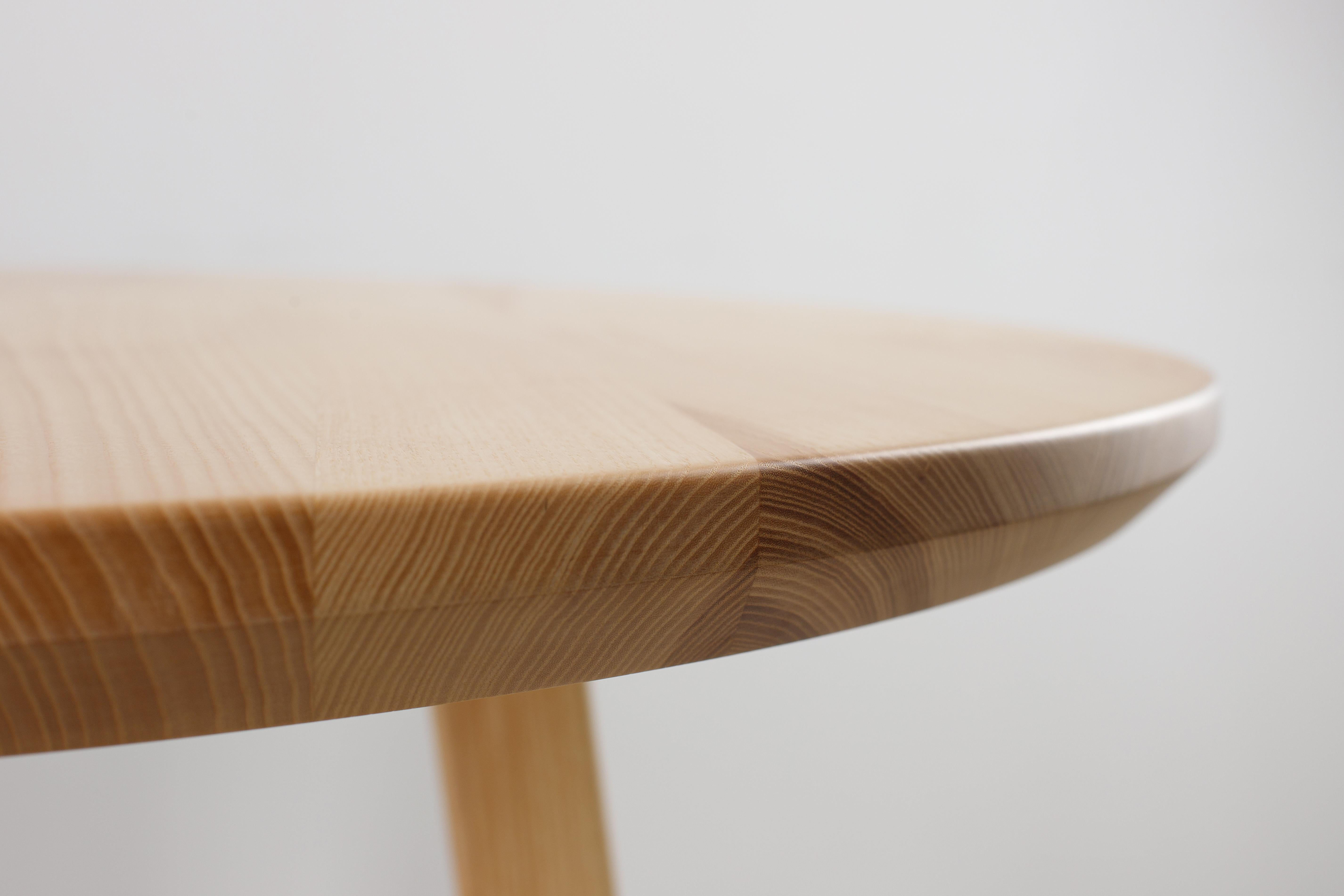 Contemporary Modern Ash Solid Wood Round Dining Table For Sale