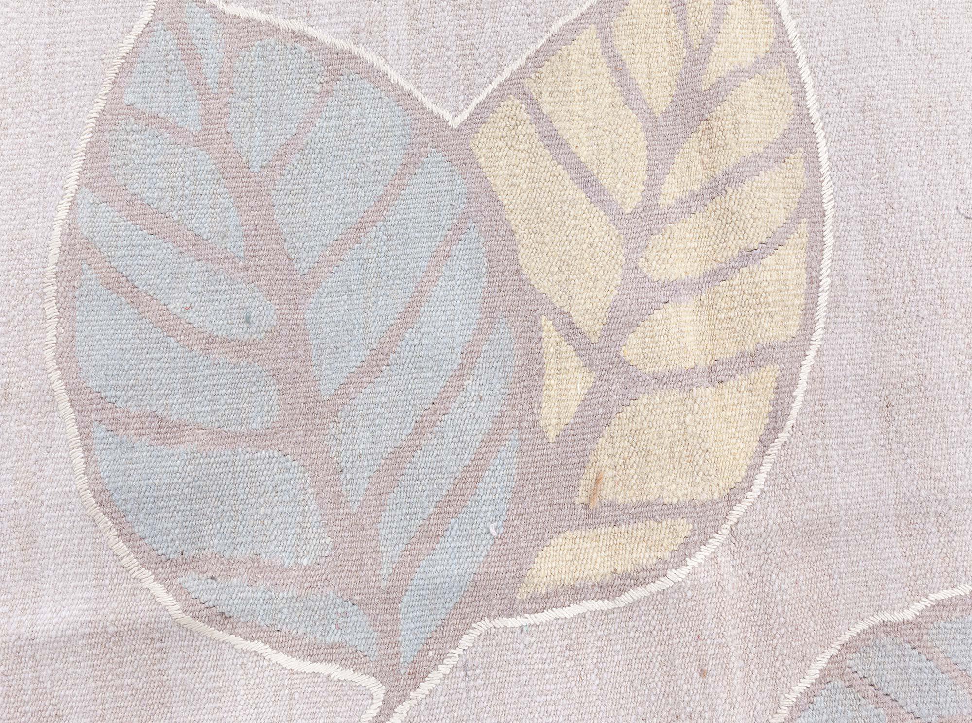 Annodato a mano Tappeto moderno a trama piatta in stile Aubusson di Doris Leslie Blau in vendita