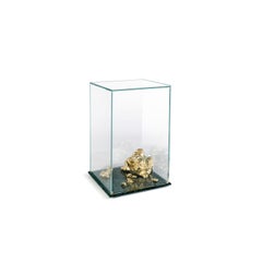 Modern Aurum Side Table in Tempered Glass, Gold Nuggets and Green Marble Base