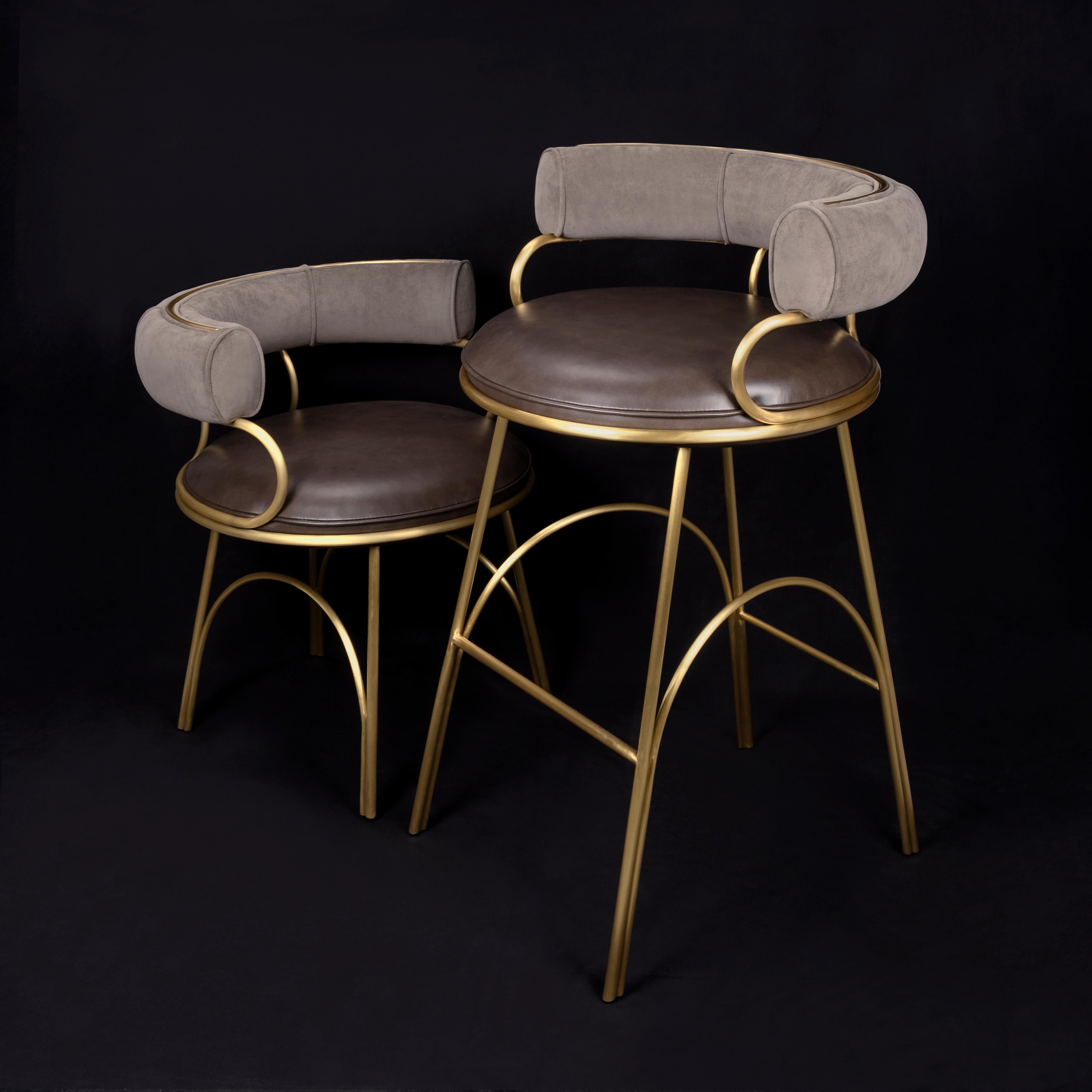 Chaise de salle à manger moderne Austin en acier et velours fabriquée à la main au Portugal par Porus Studio en vente 2