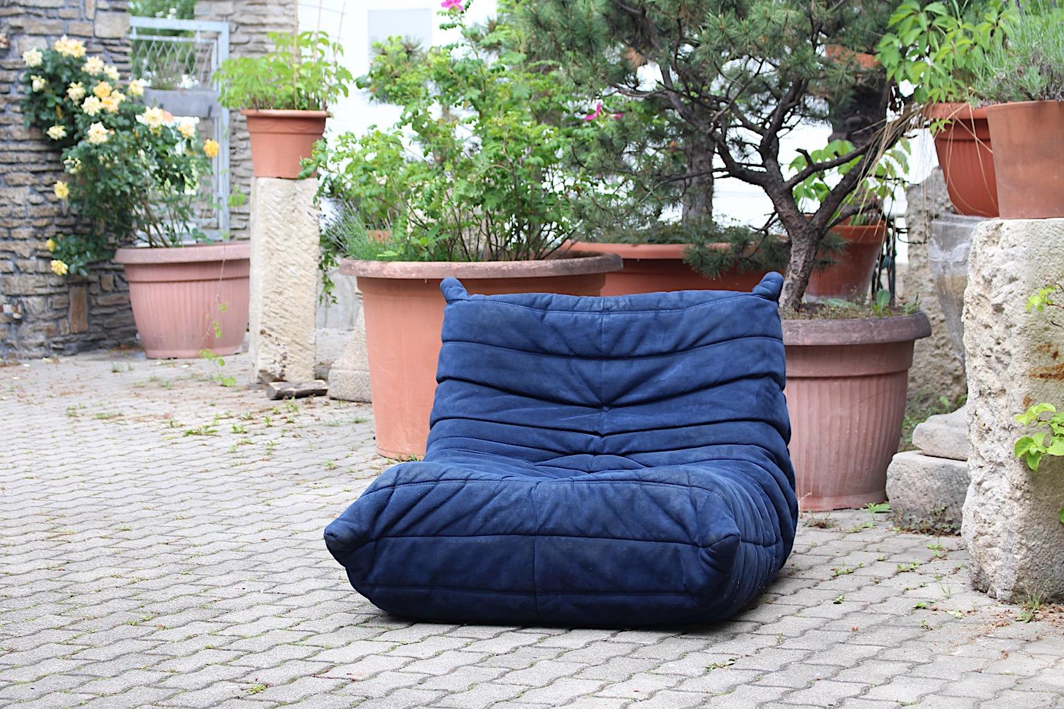 20th Century Togo Space Age Authentic Blue Ultra Suede Chair One Seater Ligne Roset 1970 For Sale