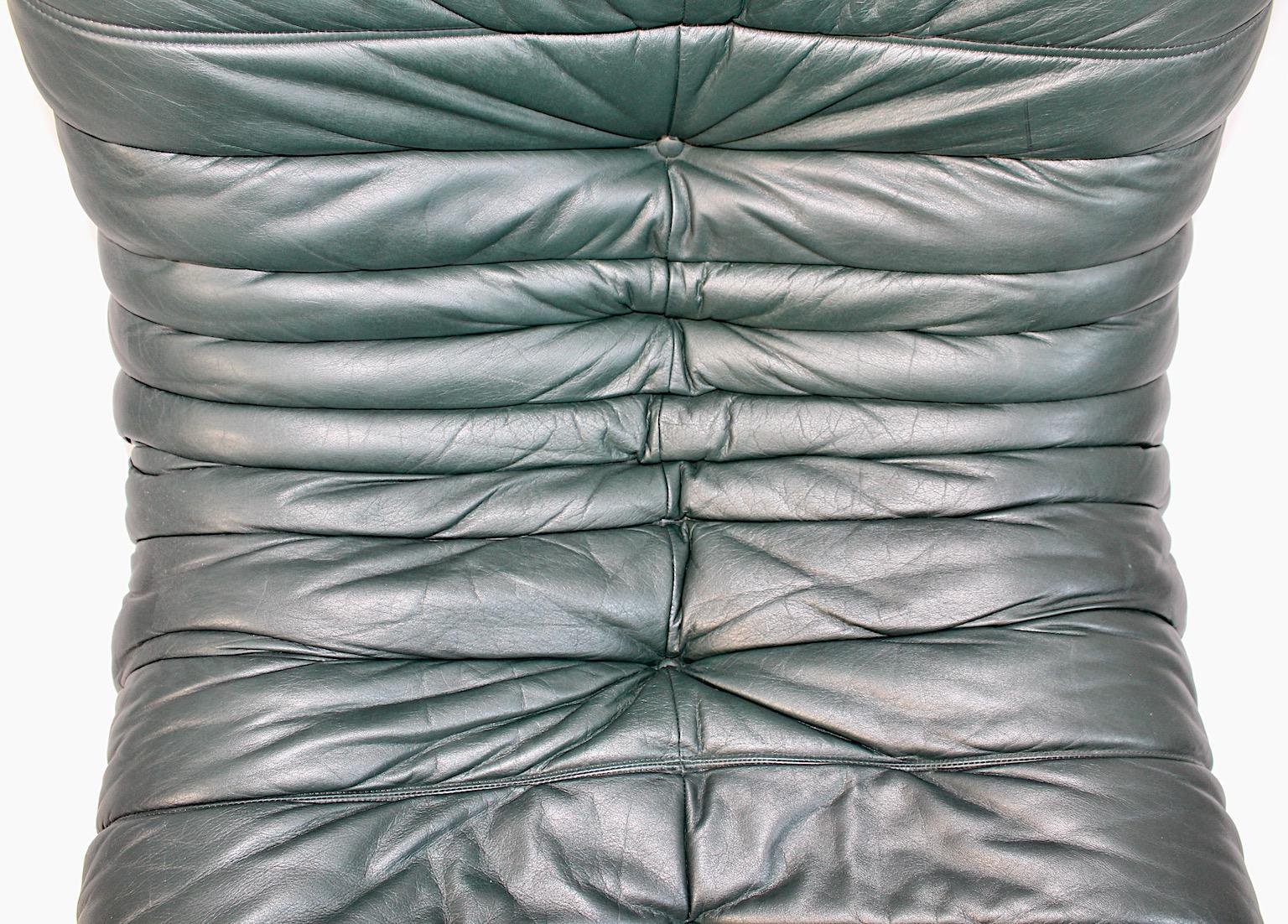 Modern Authentic Vintage Moss Green Leather Togo Sofa Chair Ligne Roset, 1970s 10