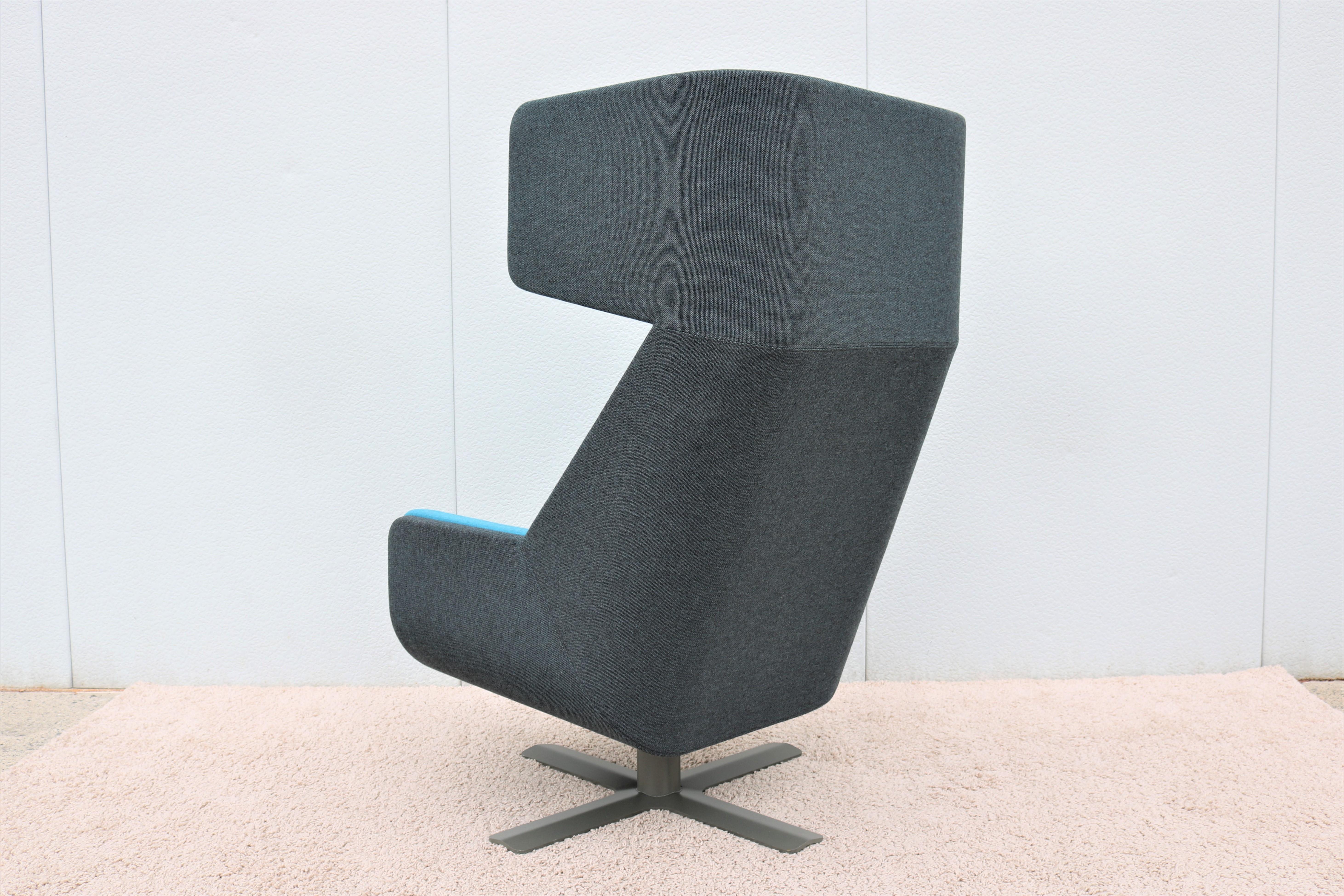 Modern Axel Enthoven for BuzziSpace Blue BuzziMe Swivel Lounge Chair and Ottoman For Sale 5