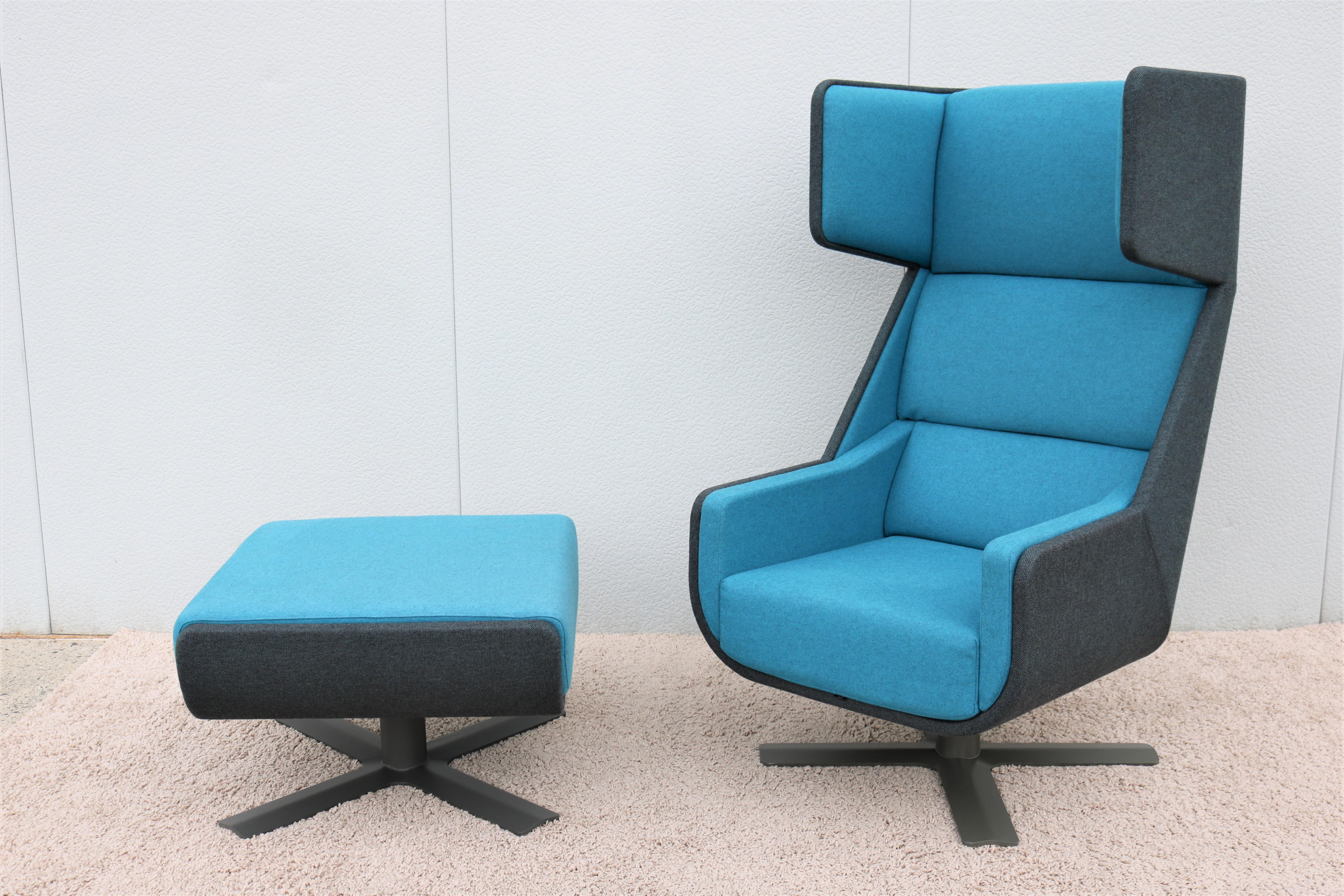 Powder-Coated Modern Axel Enthoven for BuzziSpace Blue BuzziMe Swivel Lounge Chair and Ottoman For Sale