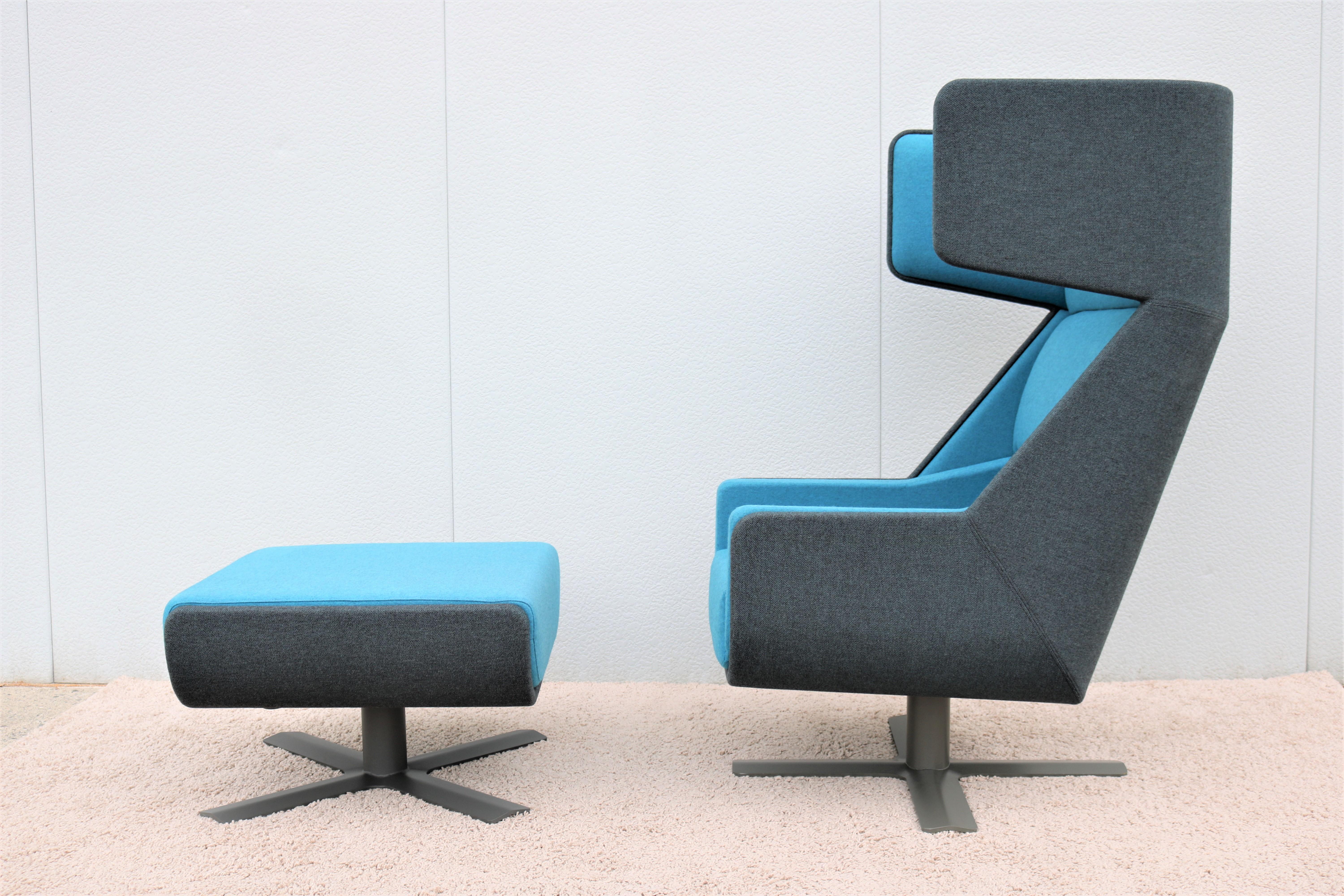 Contemporary Modern Axel Enthoven for BuzziSpace Blue BuzziMe Swivel Lounge Chair and Ottoman For Sale