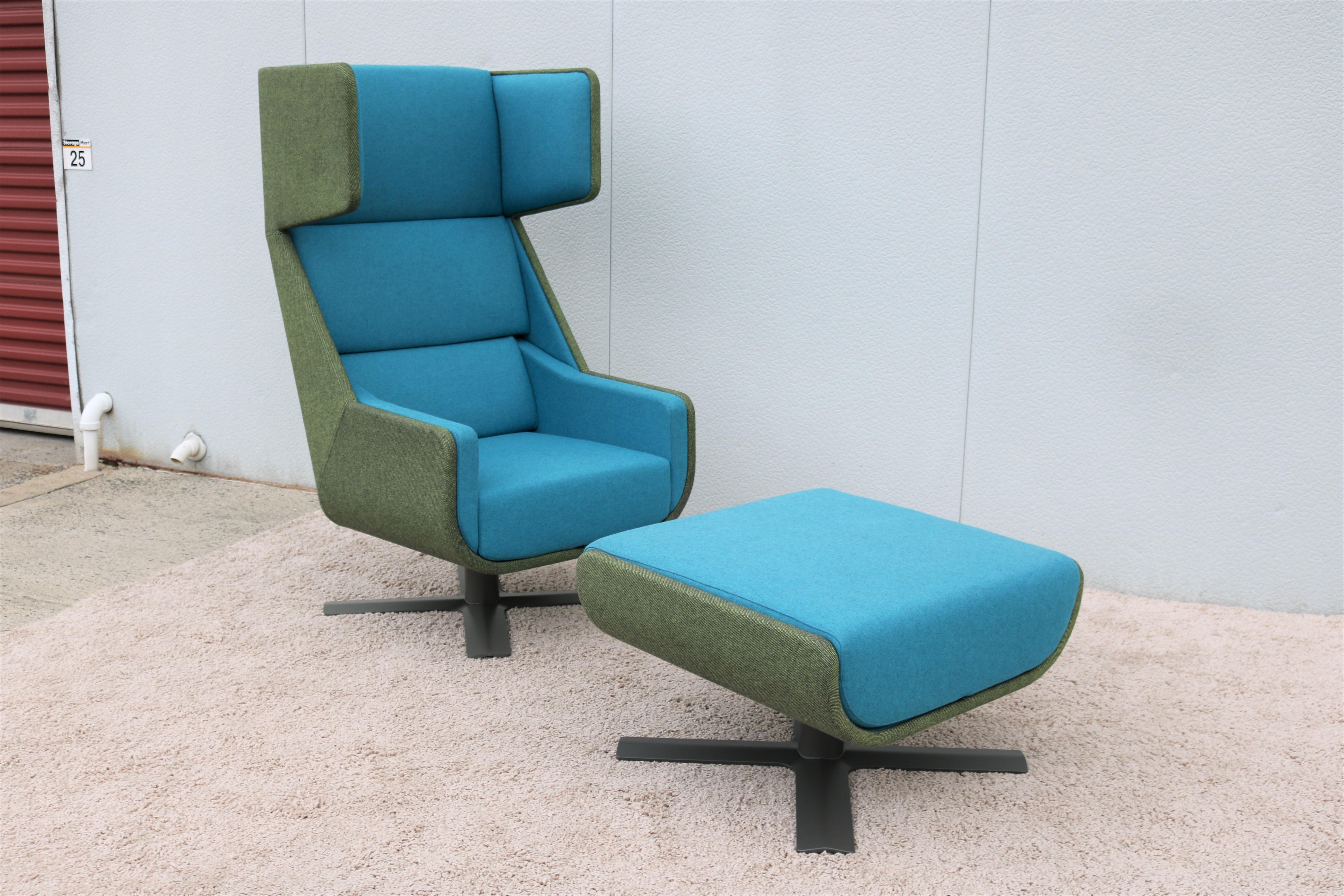 Moderne Fauteuil de salon pivotant Axel Enthoven pour BuzziSpace BuzziMe avec pouf en vente