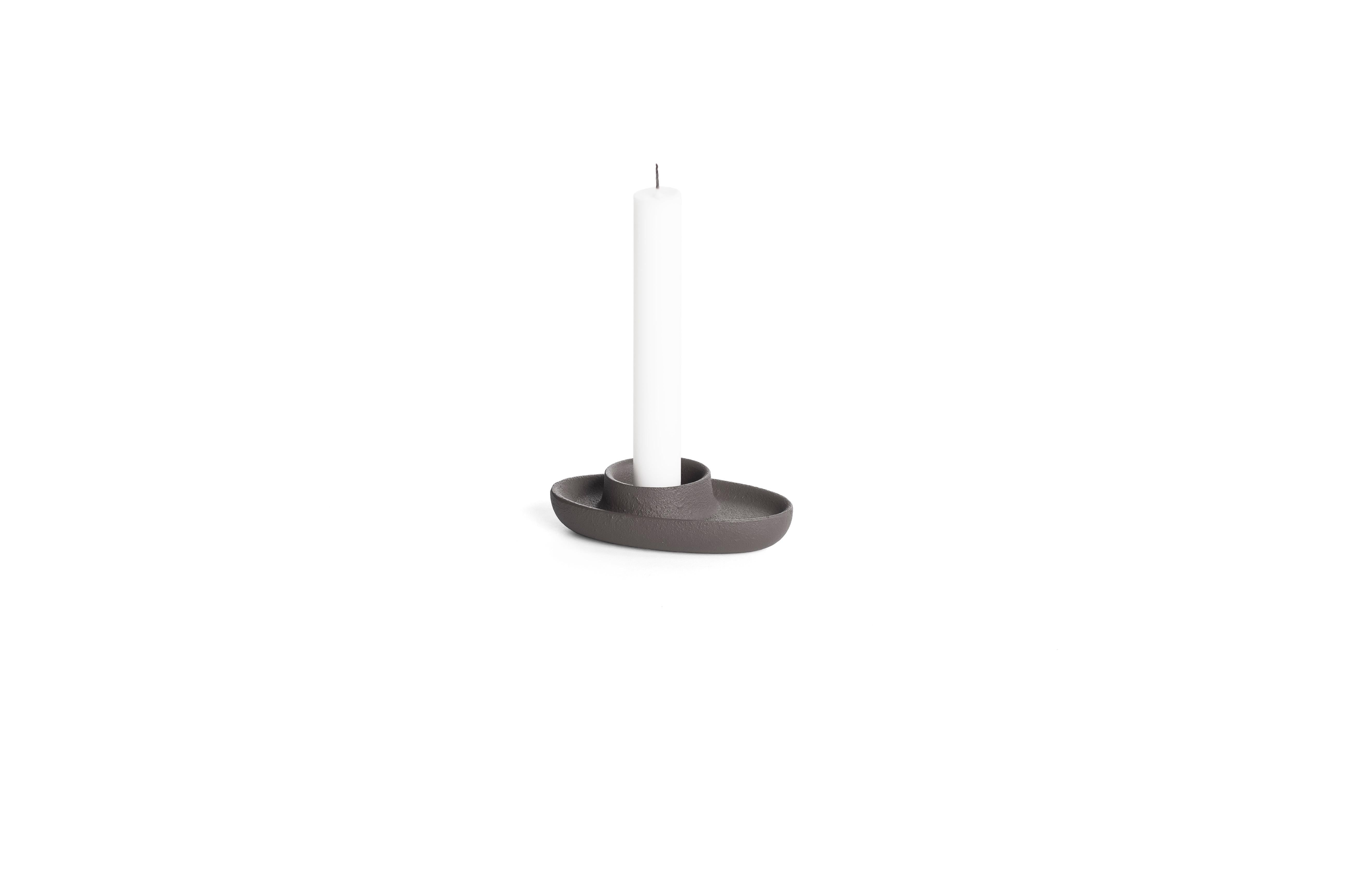 Modern Aye Aye! Candleholder with One Funnel in Cast Iron For Sale 2