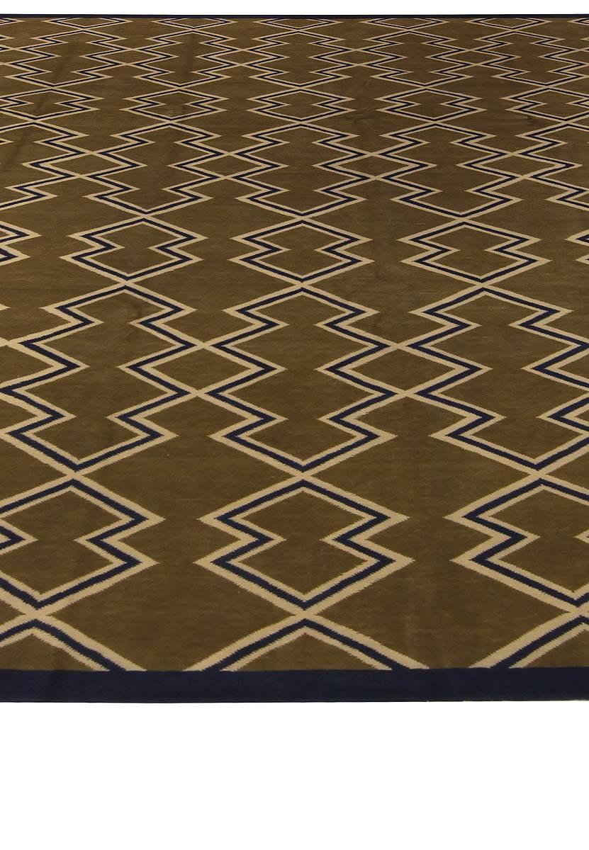 Indien Tapis moderne de conception géométrique aztèque de Doris Leslie Blau en vente