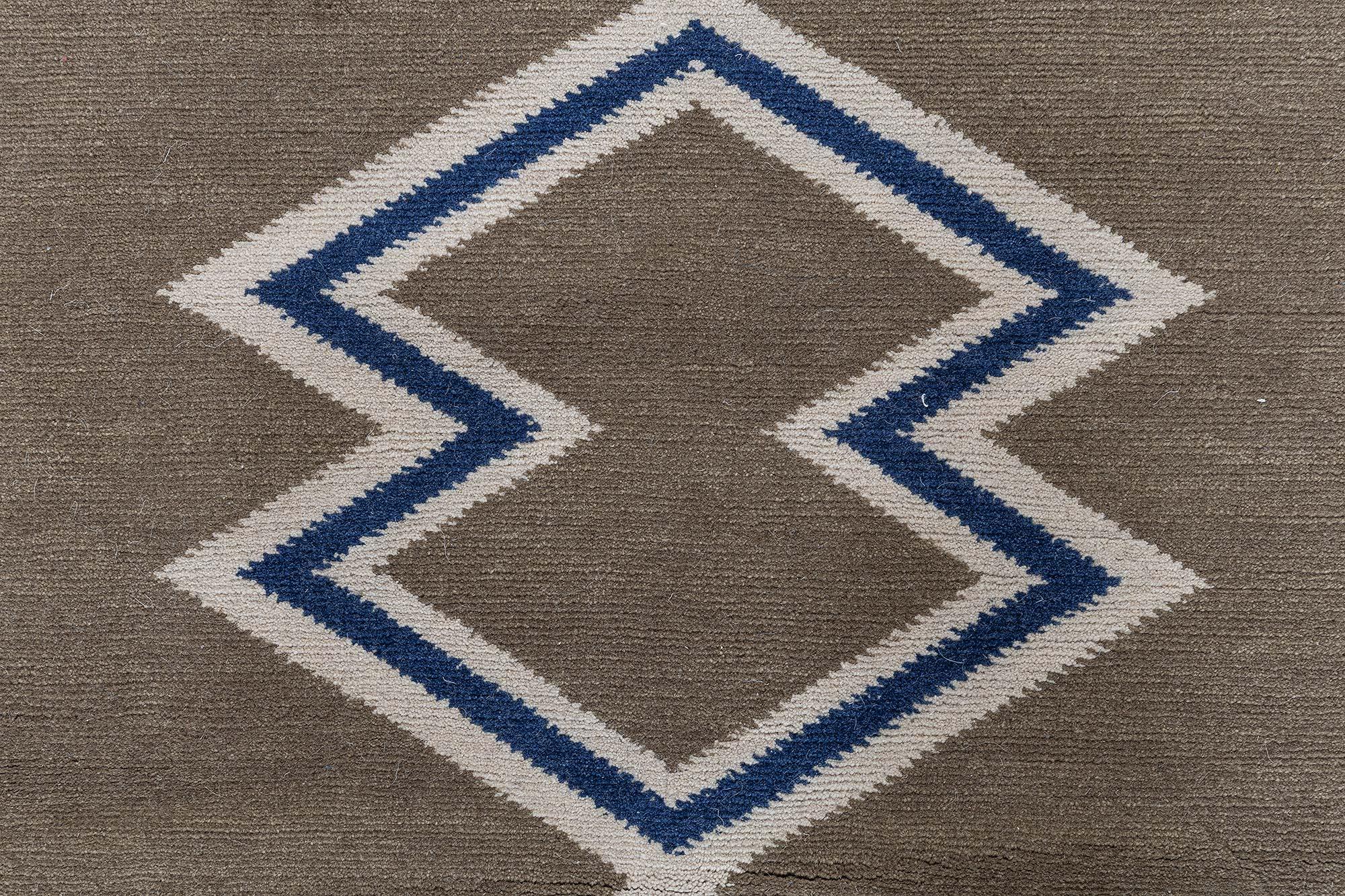 Modern Aztec Geometric Design Rug by Doris Leslie Blau In New Condition For Sale In New York, NY