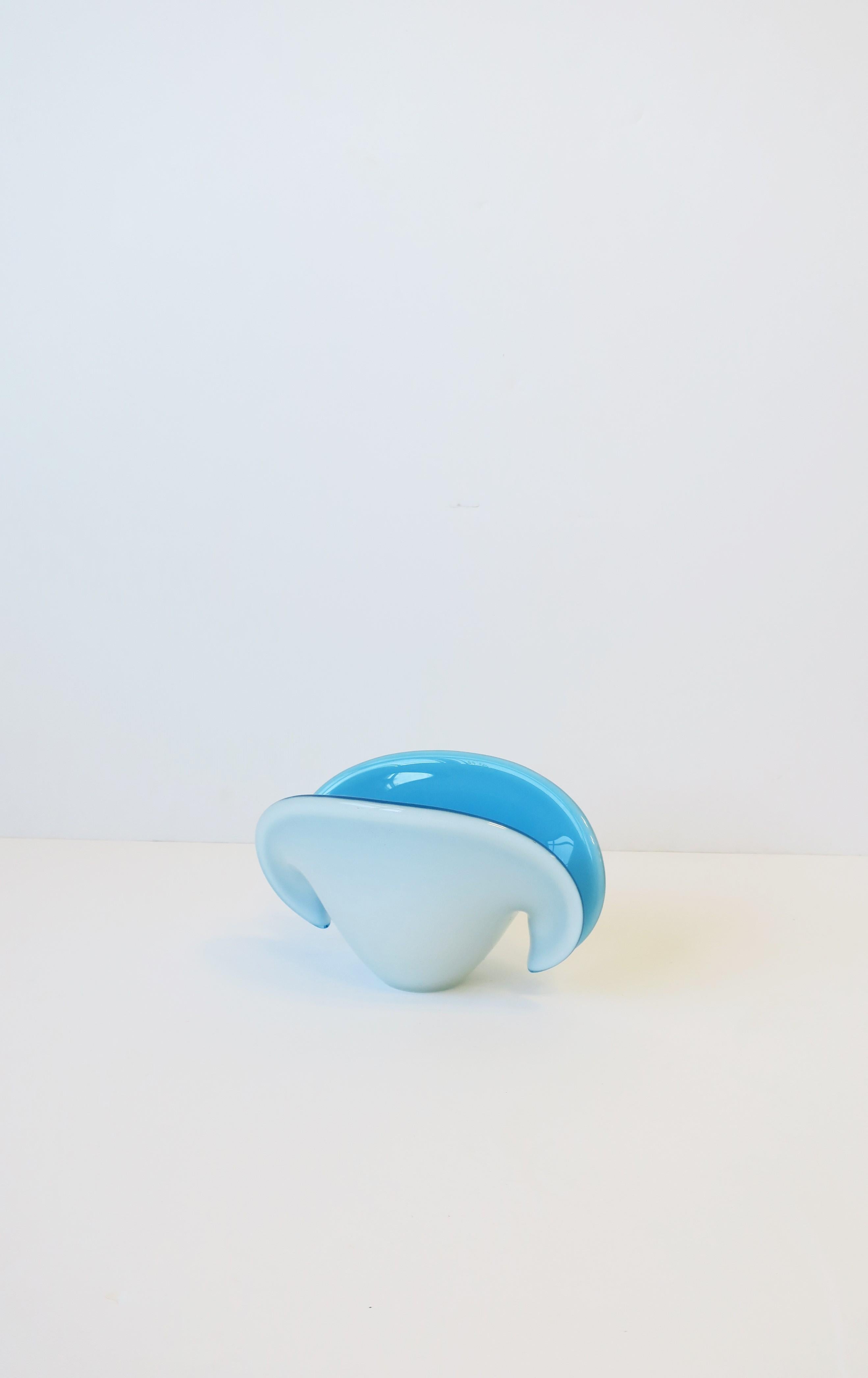 20th Century Italian Murano Blue White Art Glass Seashell Bowl Vase Midcentury Modern Italy For Sale