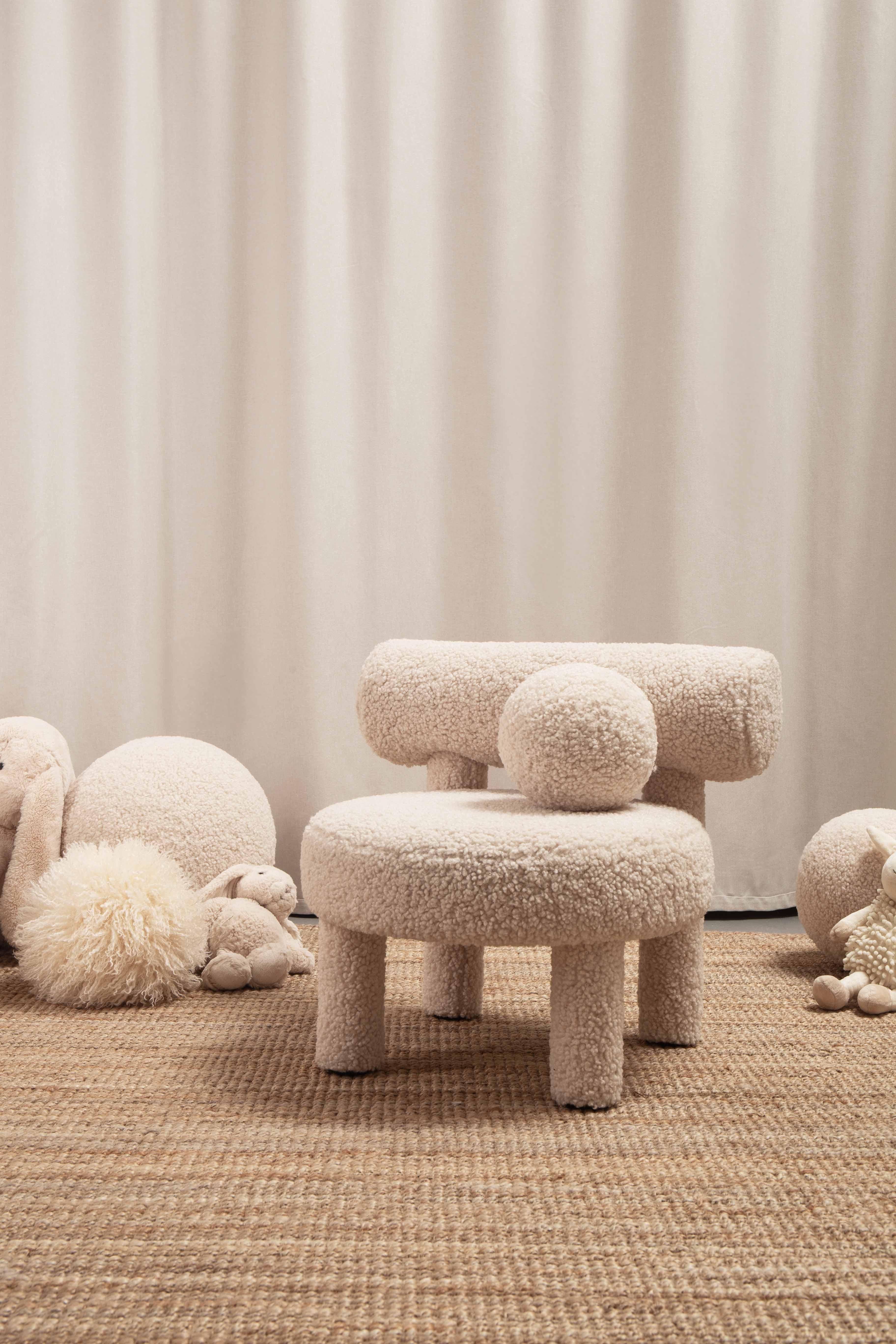 Poltroncina Modern Baby Gropius CS1 Fluffy Edition in ecopelle di NOOM in vendita 5