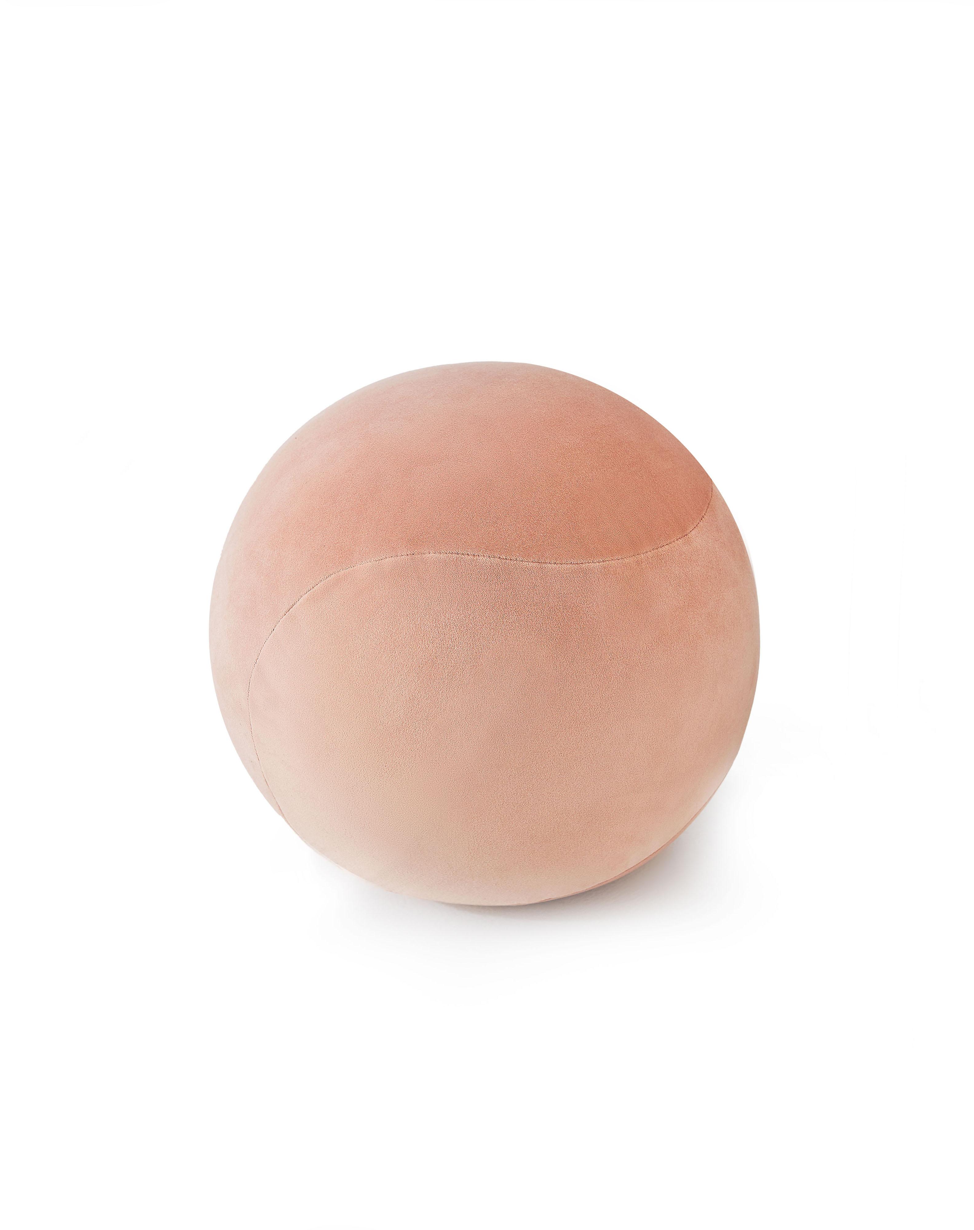 Pouf sphérique pour bébé Édition moelleuse en fausse fourrure de qualité supérieure par NOOM en vente 7