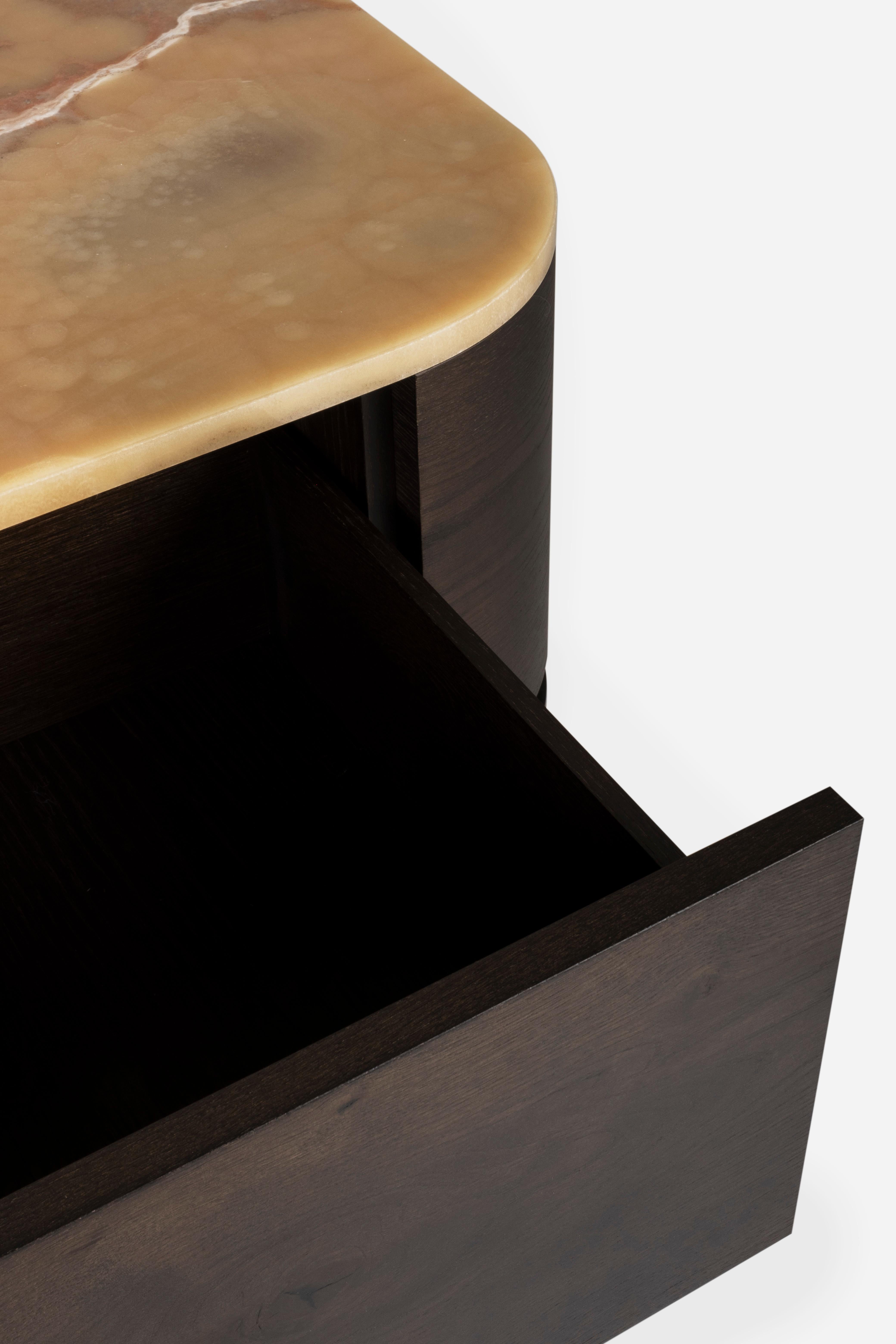 The Moderns Nightstand Bedside Table, Onyx Miel, Handmade Portugal by Greenapple Neuf - En vente à Lisboa, PT