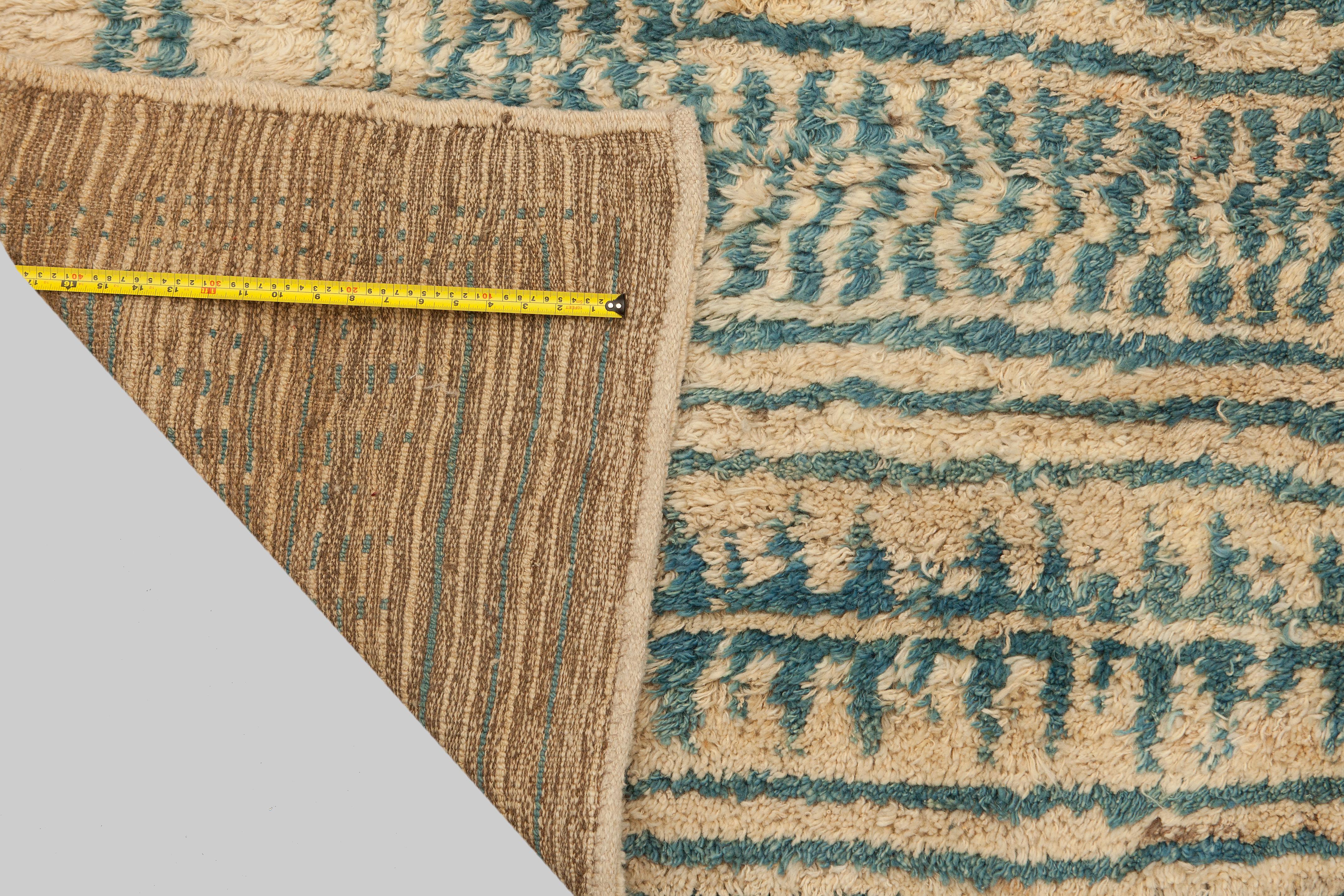 Moderner Bakhtiari Gabbeh Teppich 315x281cm (Persisch) im Angebot