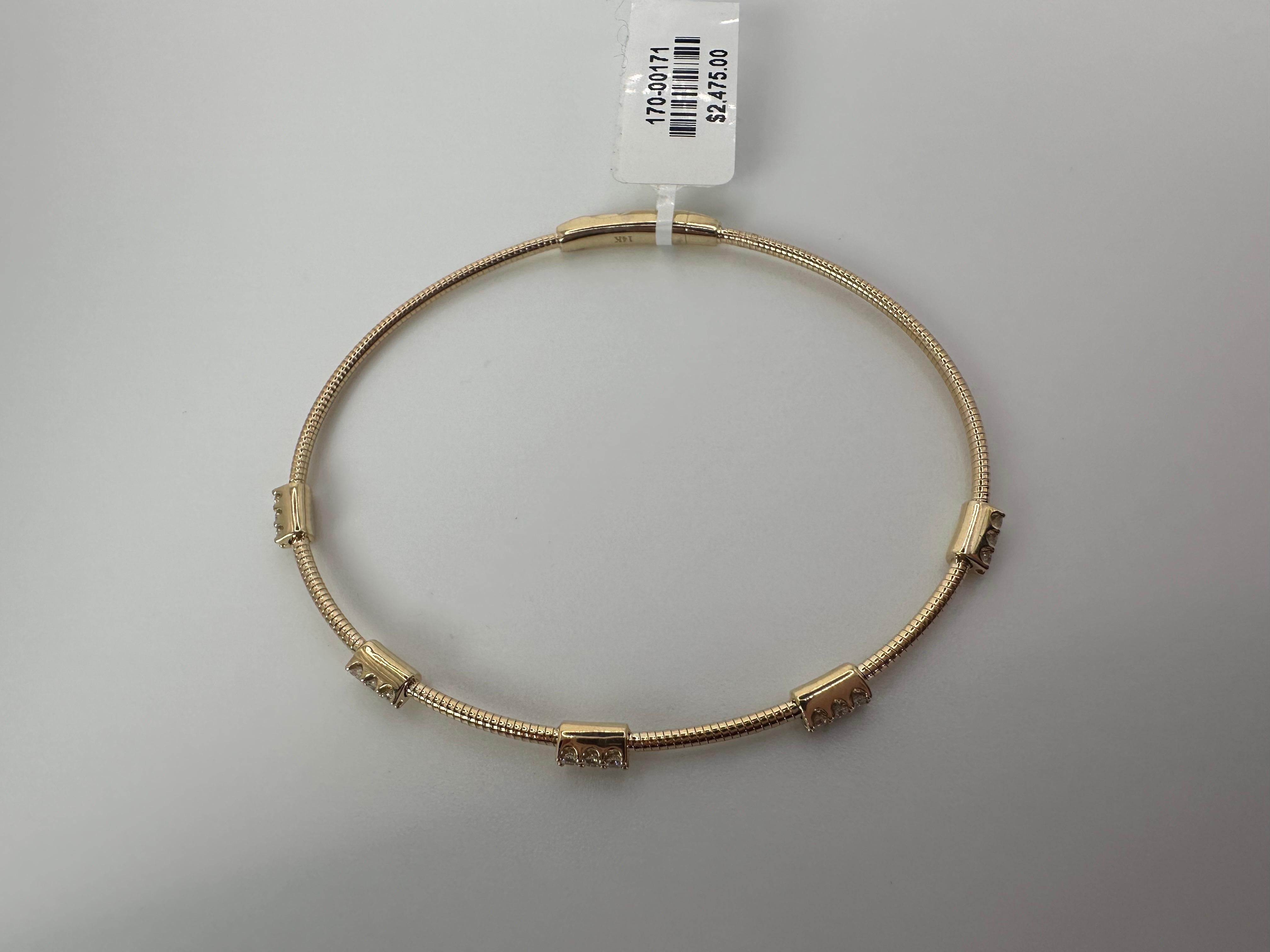 Bracciale bangle moderno in oro 14KT Bracciale bangle flessibile con diamanti In condizioni Nuovo in vendita a Jupiter, FL