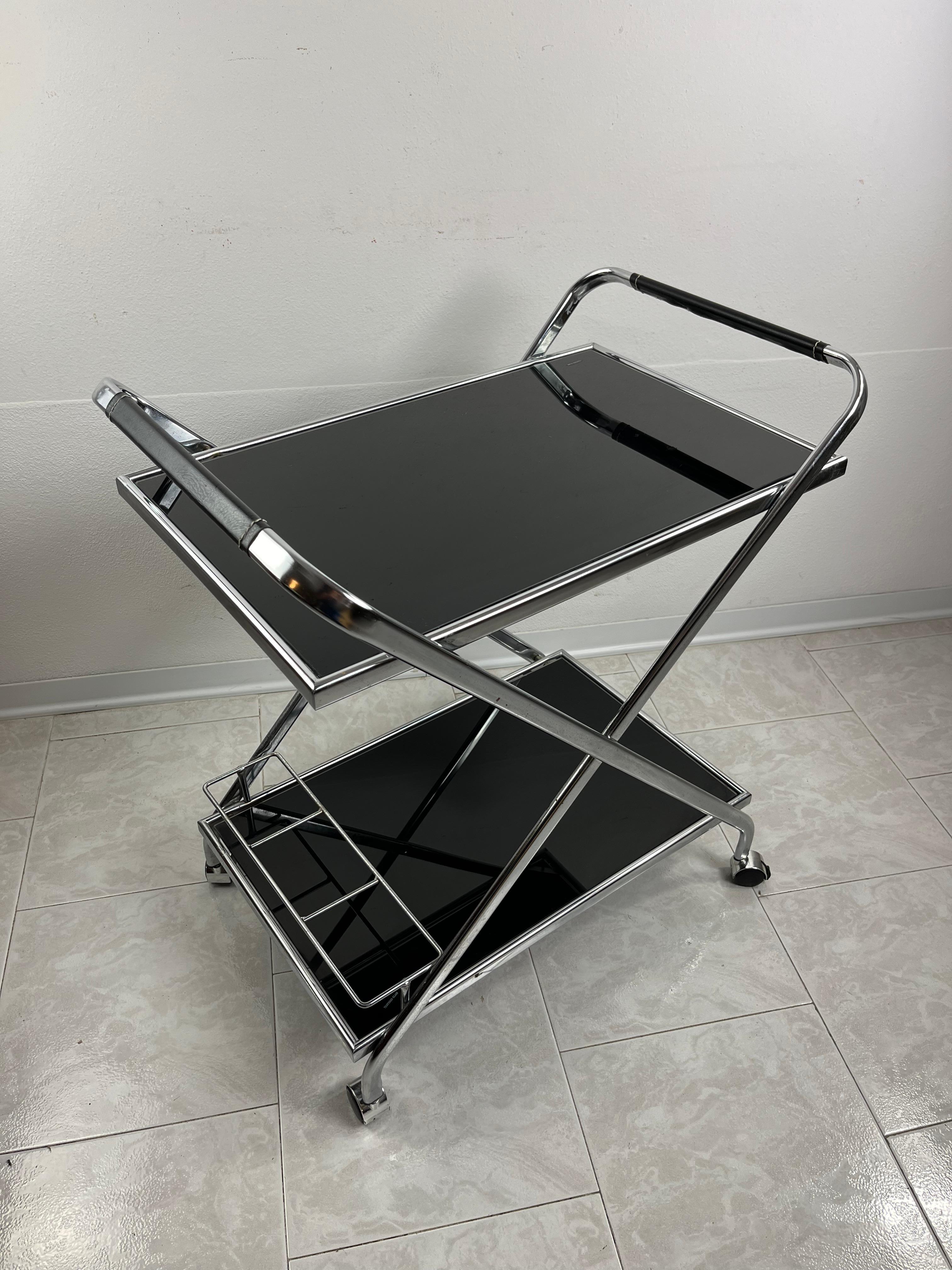Modern Bar Cart  Italian Design 1980s For Sale 1