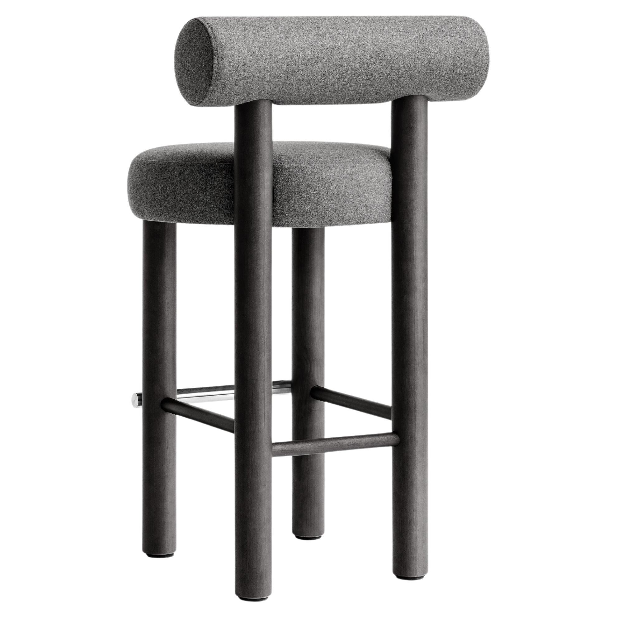 Modern Bar Chair Gropius CS2/75 in Various Fabric with Wooden Legs by Noom