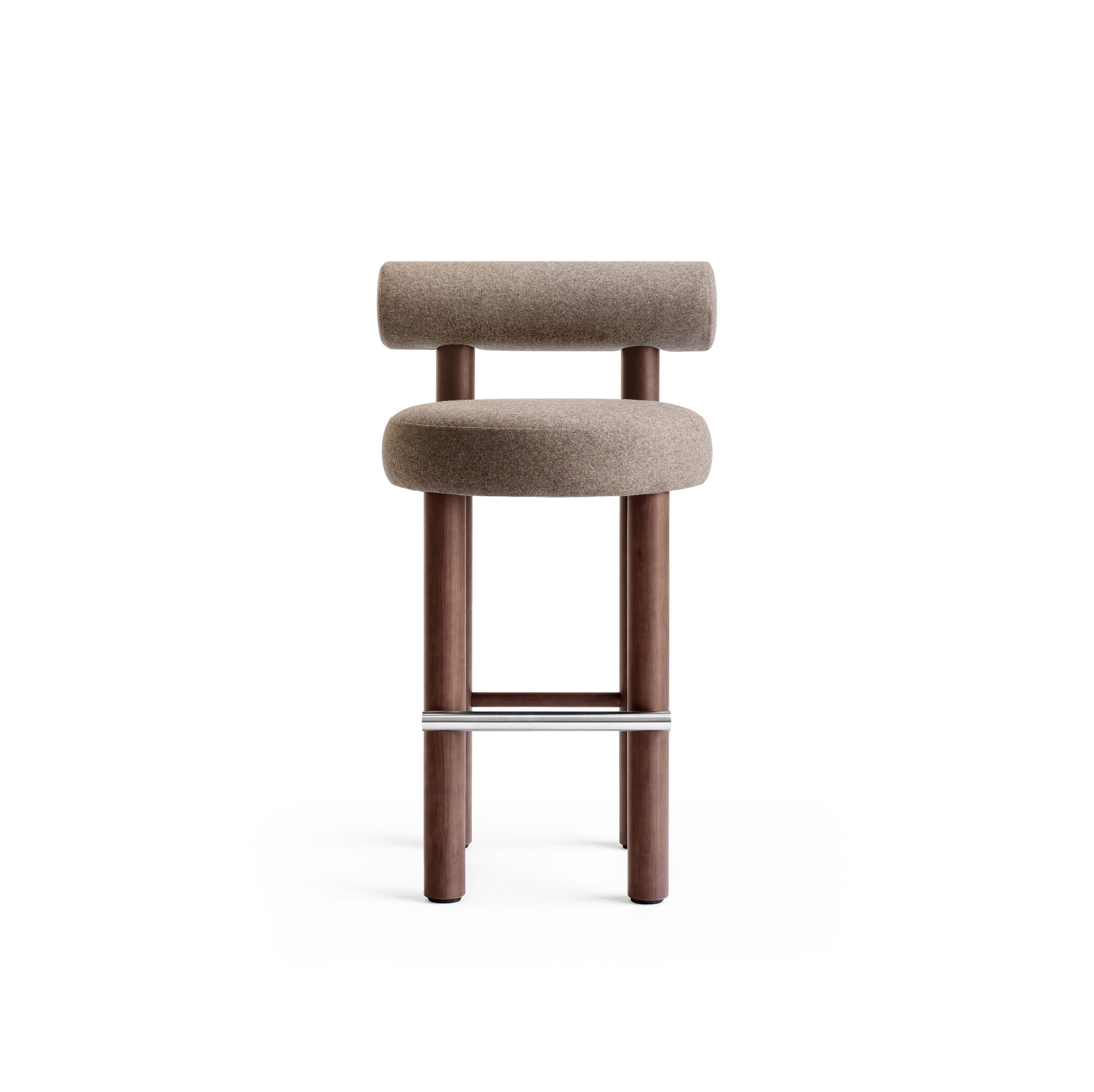 Modern Bar Chair Gropius CS2/75 in Wool Fabric with Wooden Legs by Noom 4