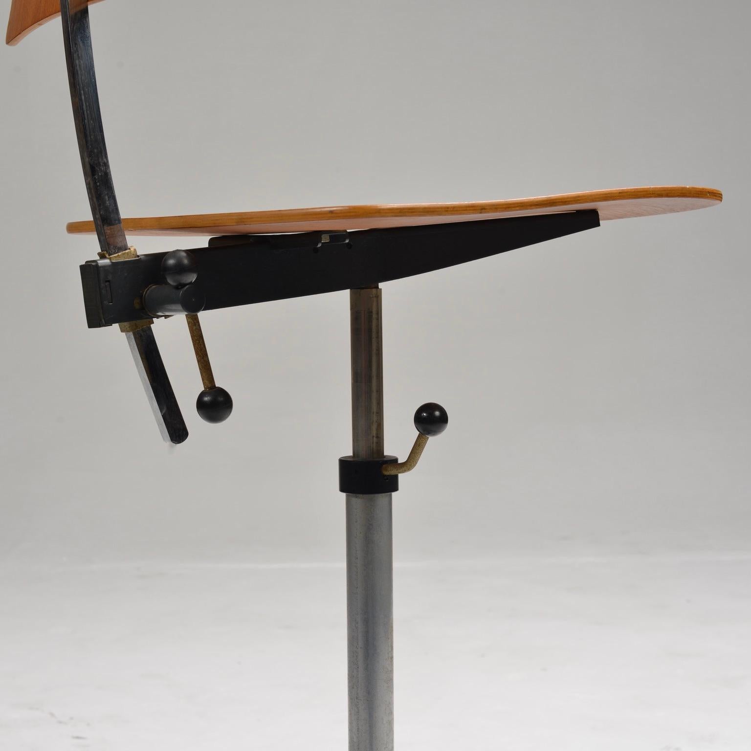 Moderner Barhocker von Jorgen Rasmussen für Kevi im Angebot 2