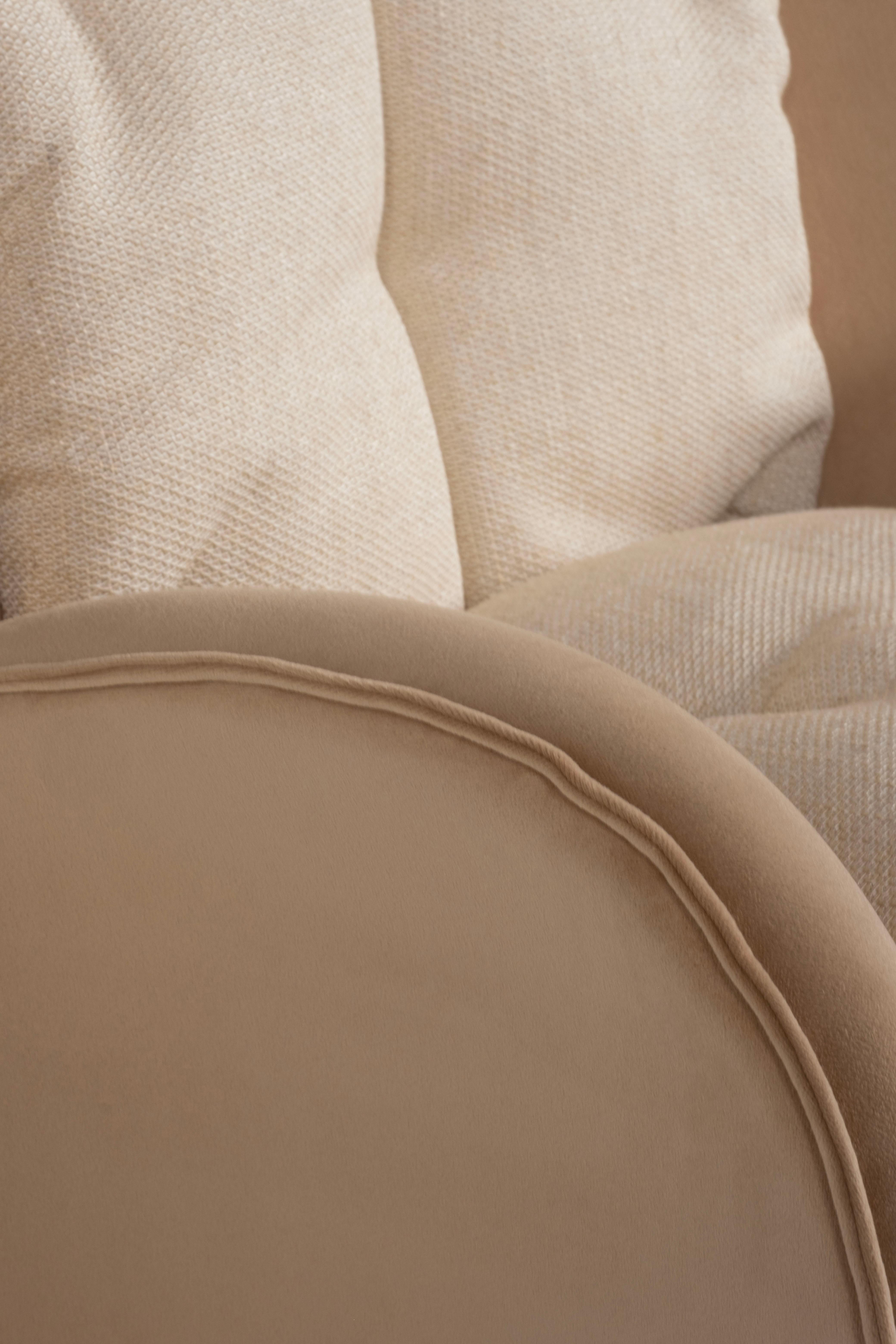 Chaise longue moderne Barao, tissu en lin beige, fait à la main au Portugal par Greenapple en vente 7