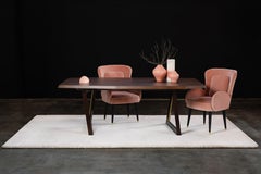 Silla de comedor «Modern Barão» de terciopelo de algodón rosa, hecha a mano por Greenapple