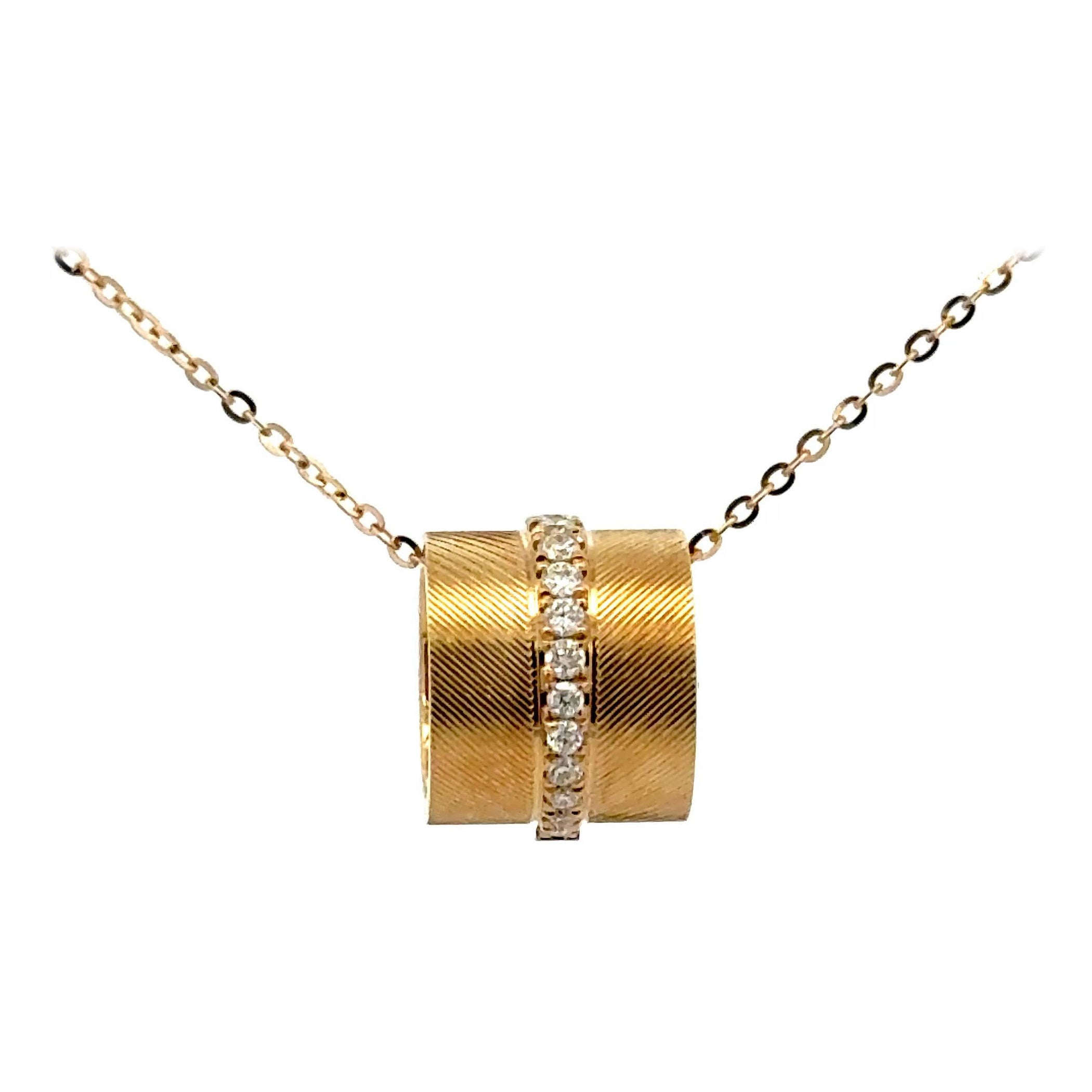 Harbor Diamonds Pendant Necklaces