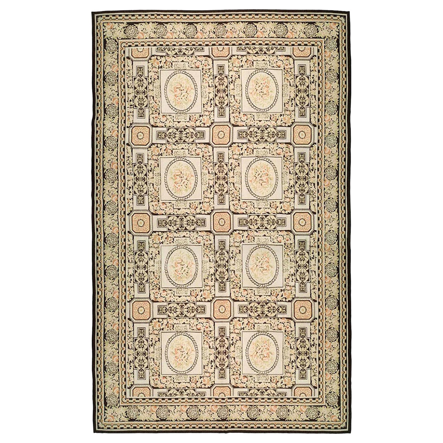 Moderner handgeknüpfter Teppich in Bassarabian Botanic Design aus Wolle von Doris Leslie Blau im Angebot