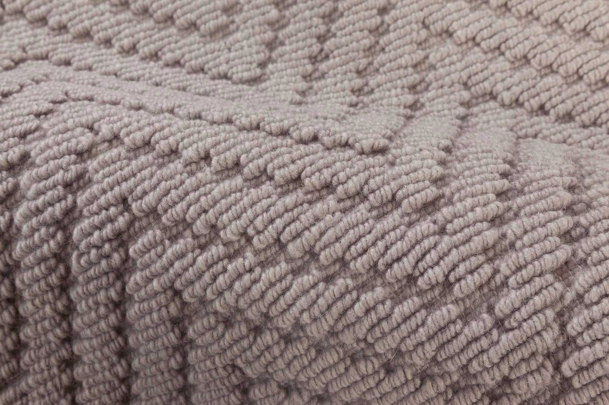 Alfombra moderna Bauer Collection Herringbone Designed de Doris Leslie Blau.
Tamaño: 205 x 213 cm (6'9