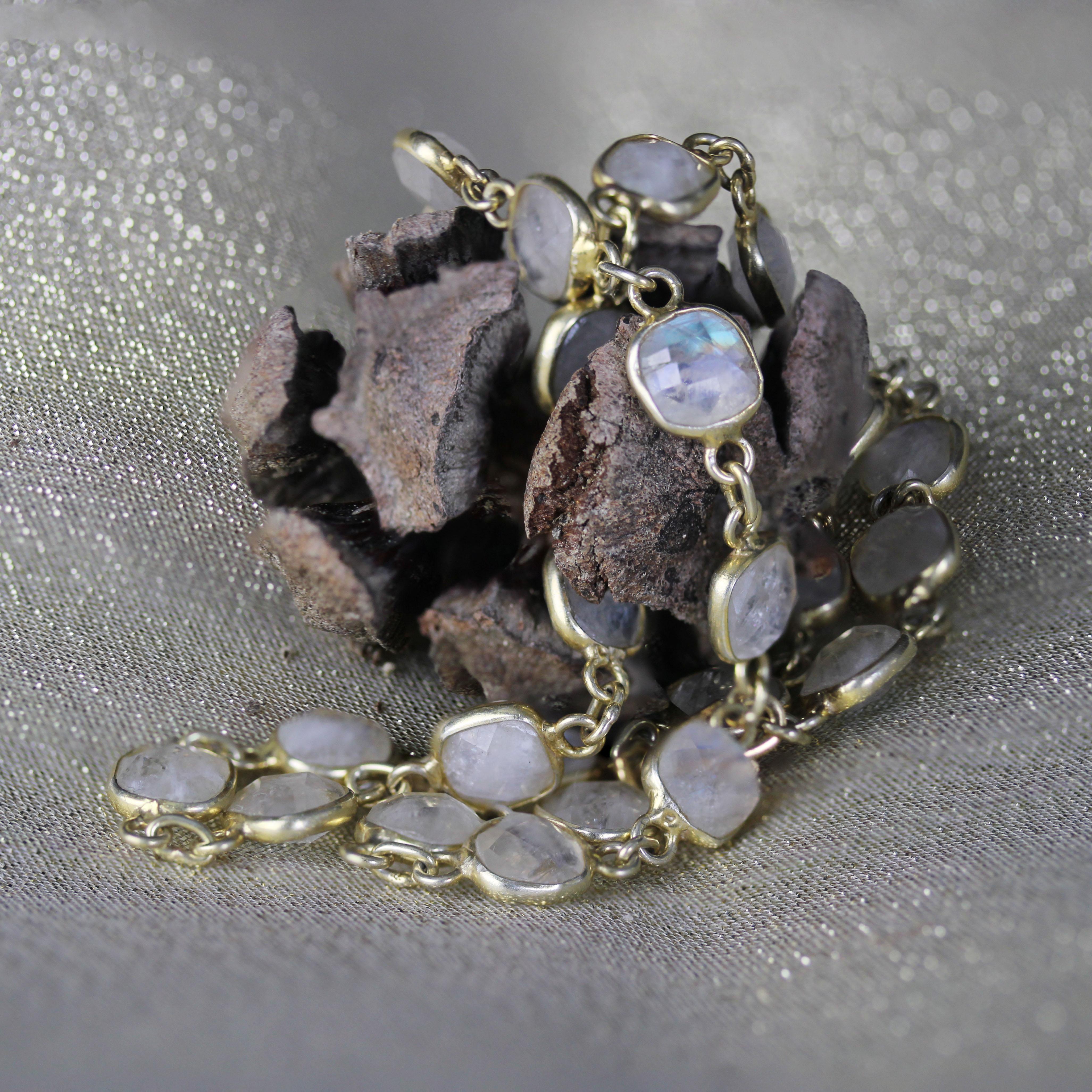 Modern Baume Creation Moonstones Vermeil Necklace For Sale 4