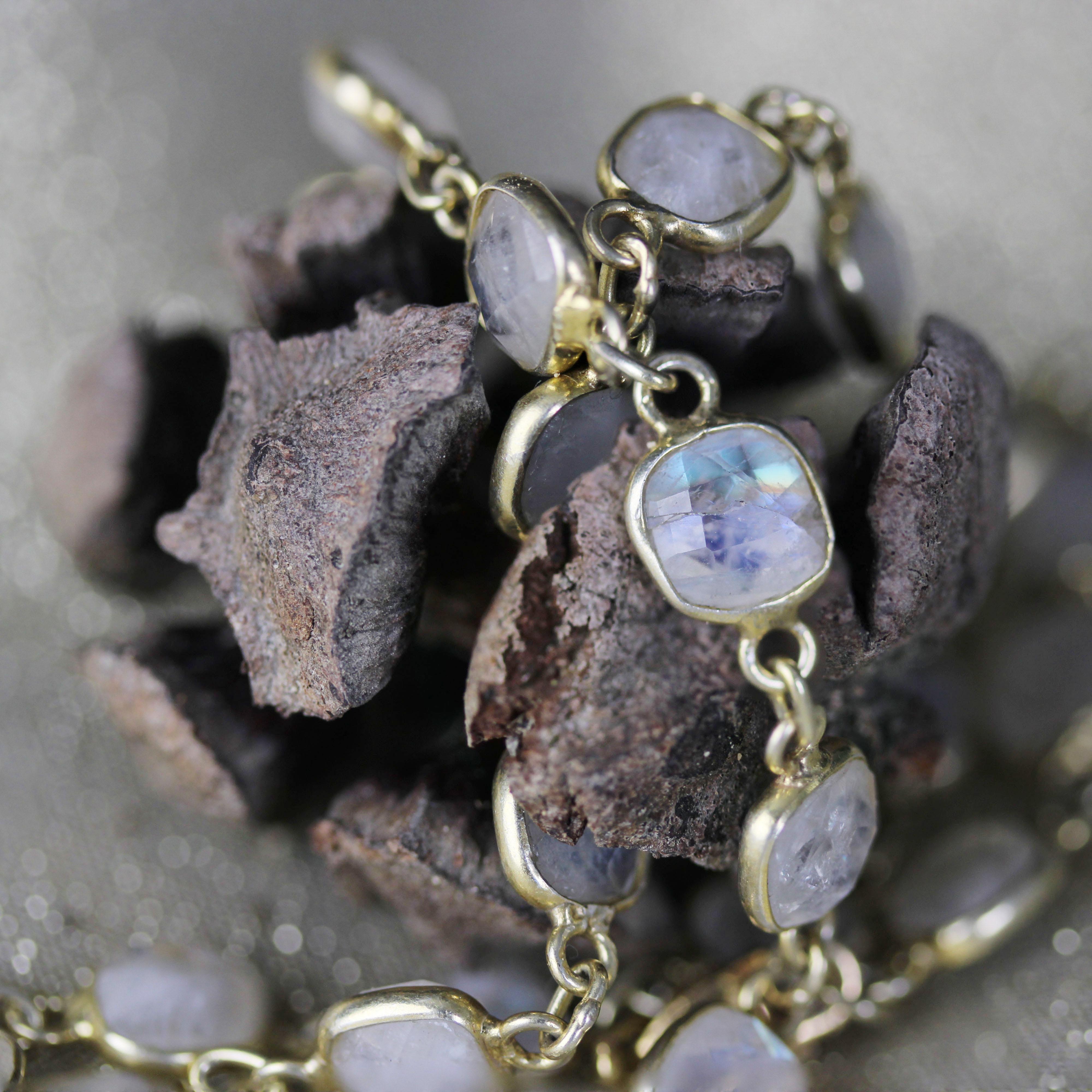 Modern Baume Creation Moonstones Vermeil Necklace For Sale 3