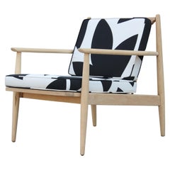 Modern Baumritter Black & White Geometric Light Walnut Danish Style Lounge Chair